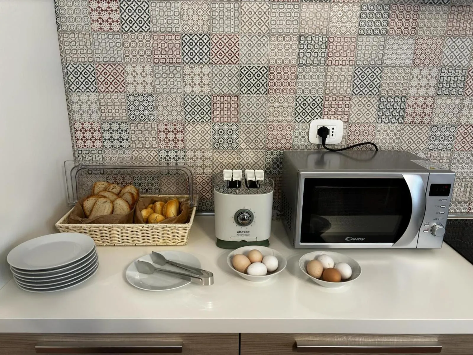Kitchen or kitchenette in La Nuova Dimora B&B