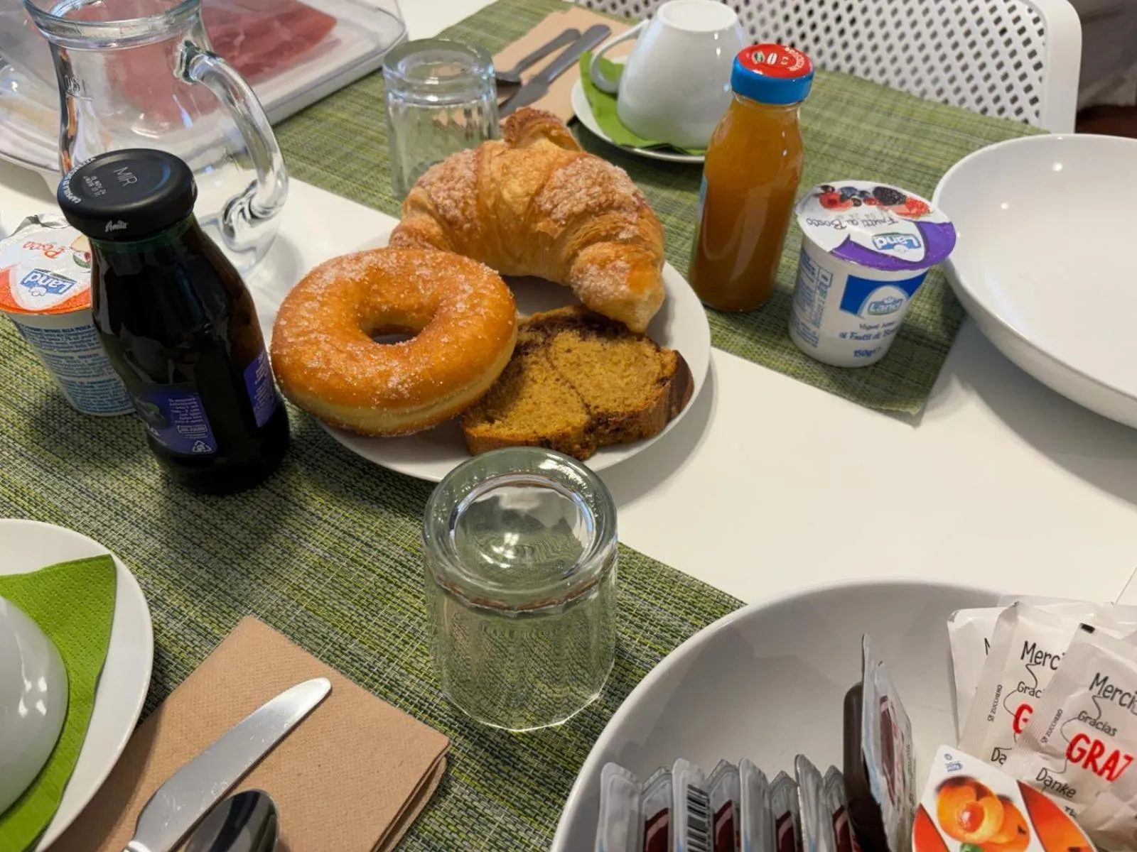 Food and drinks in La Nuova Dimora B&B