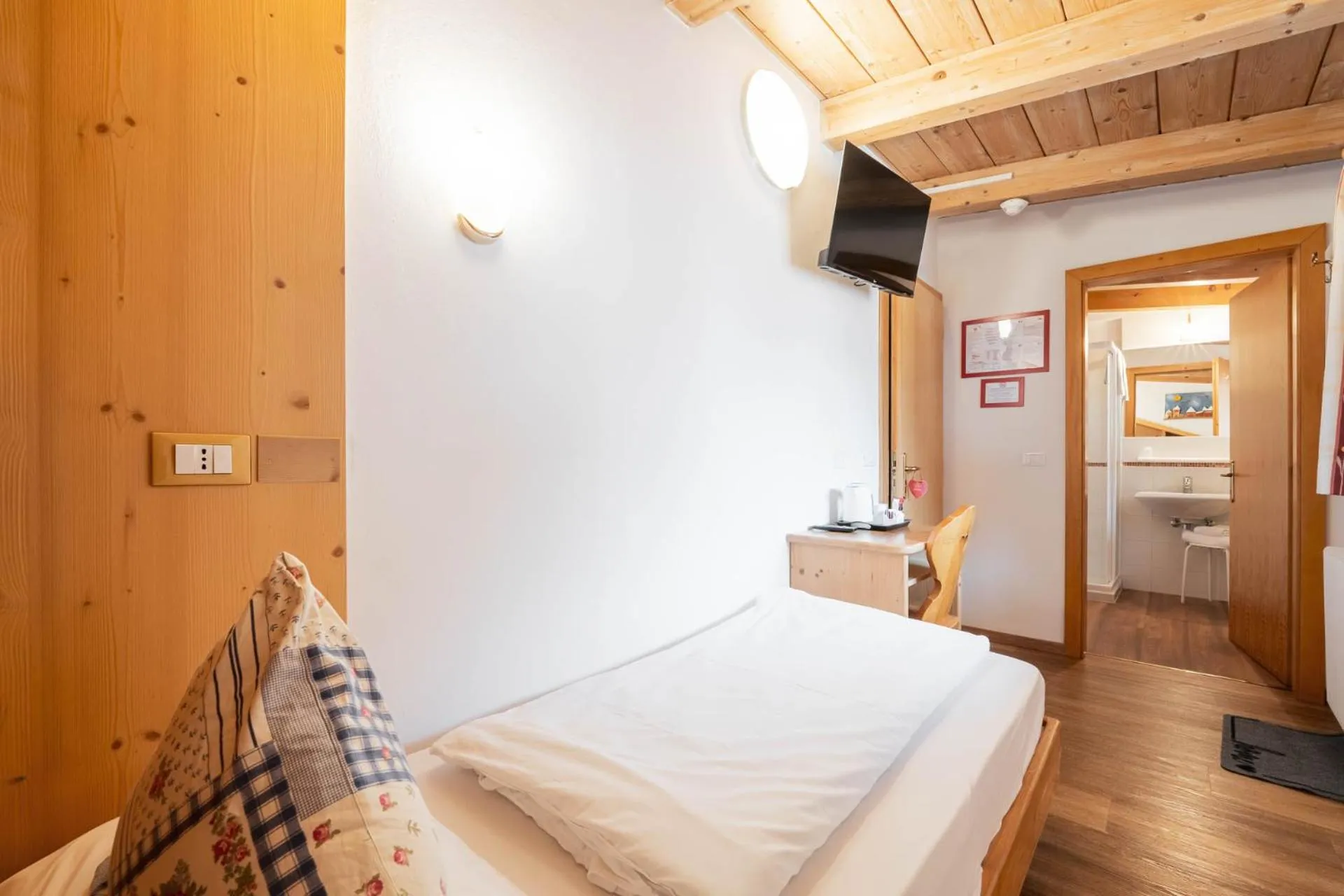 Bed in Villa Adria B&B