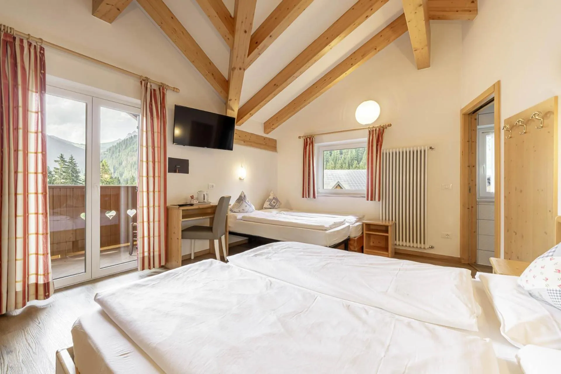 Bed in Villa Adria B&B