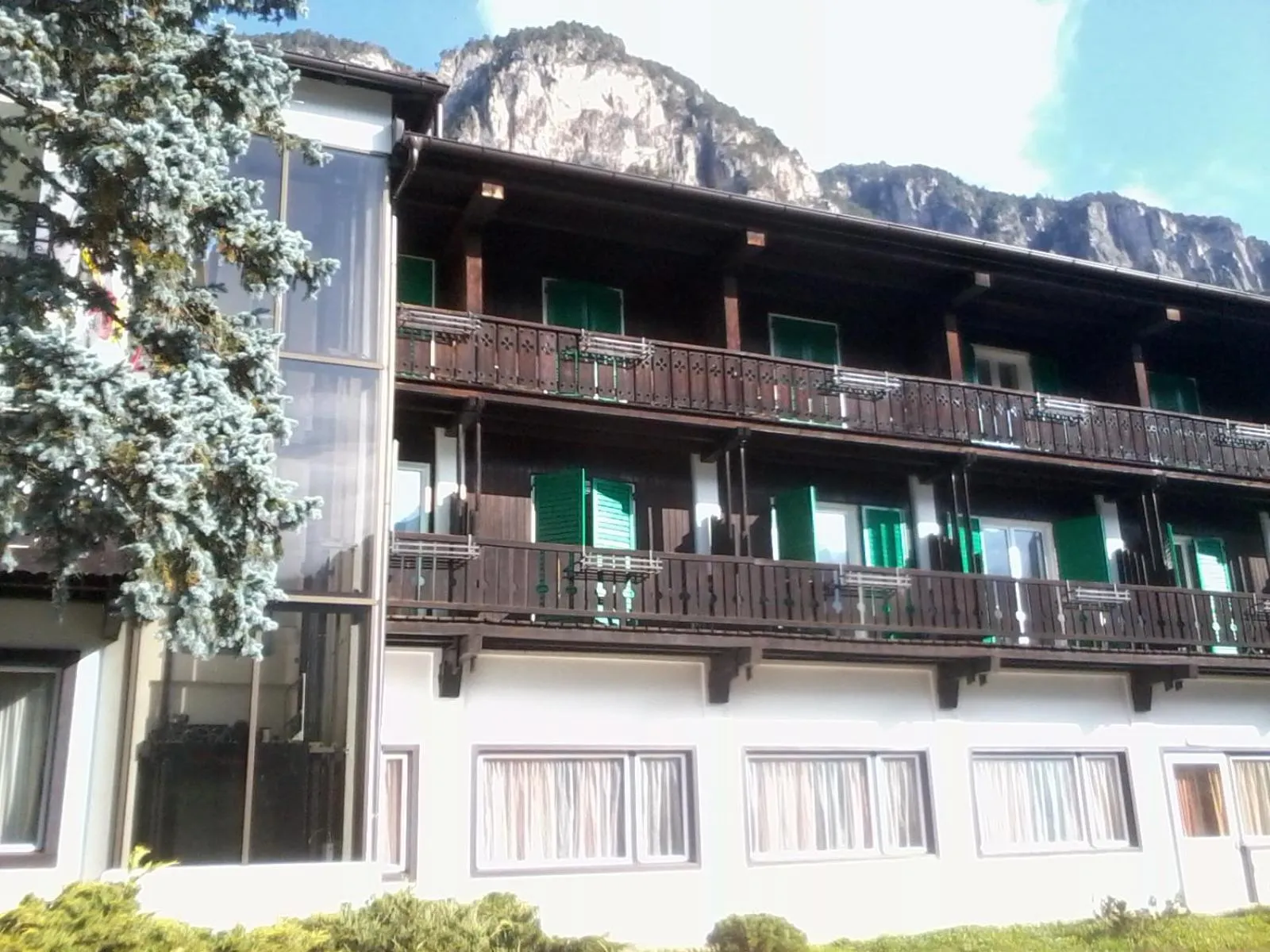 Facade/entrance in Hotel Regina Delle Dolomiti