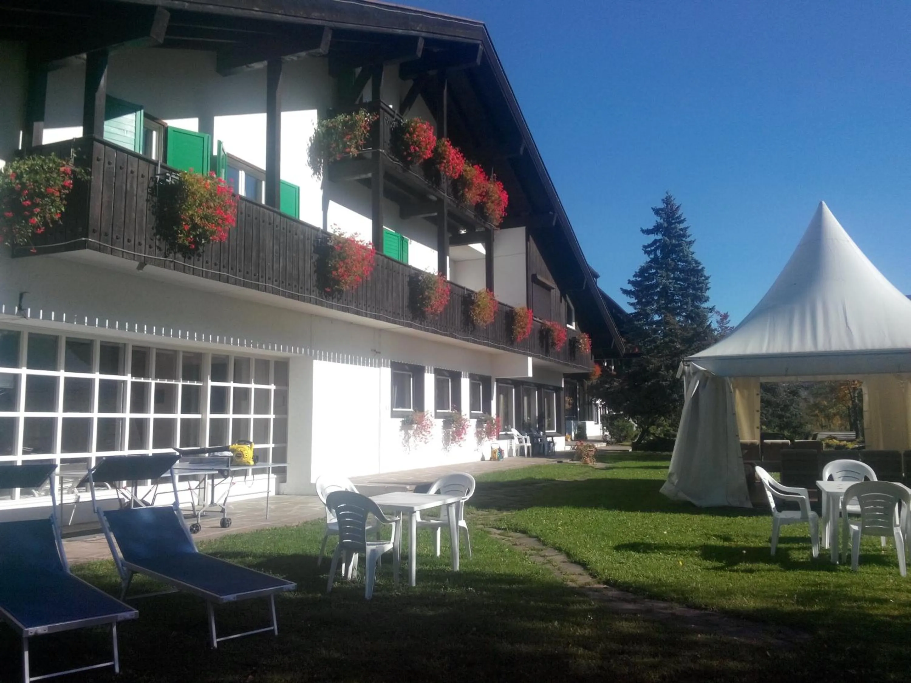 Property building in Hotel Regina Delle Dolomiti