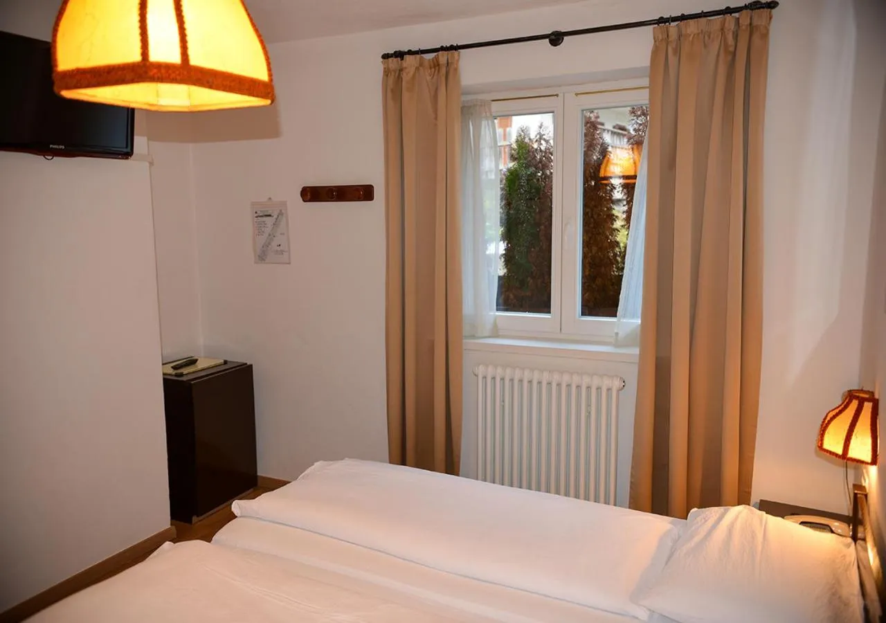 Bed in Hotel Regina Delle Dolomiti