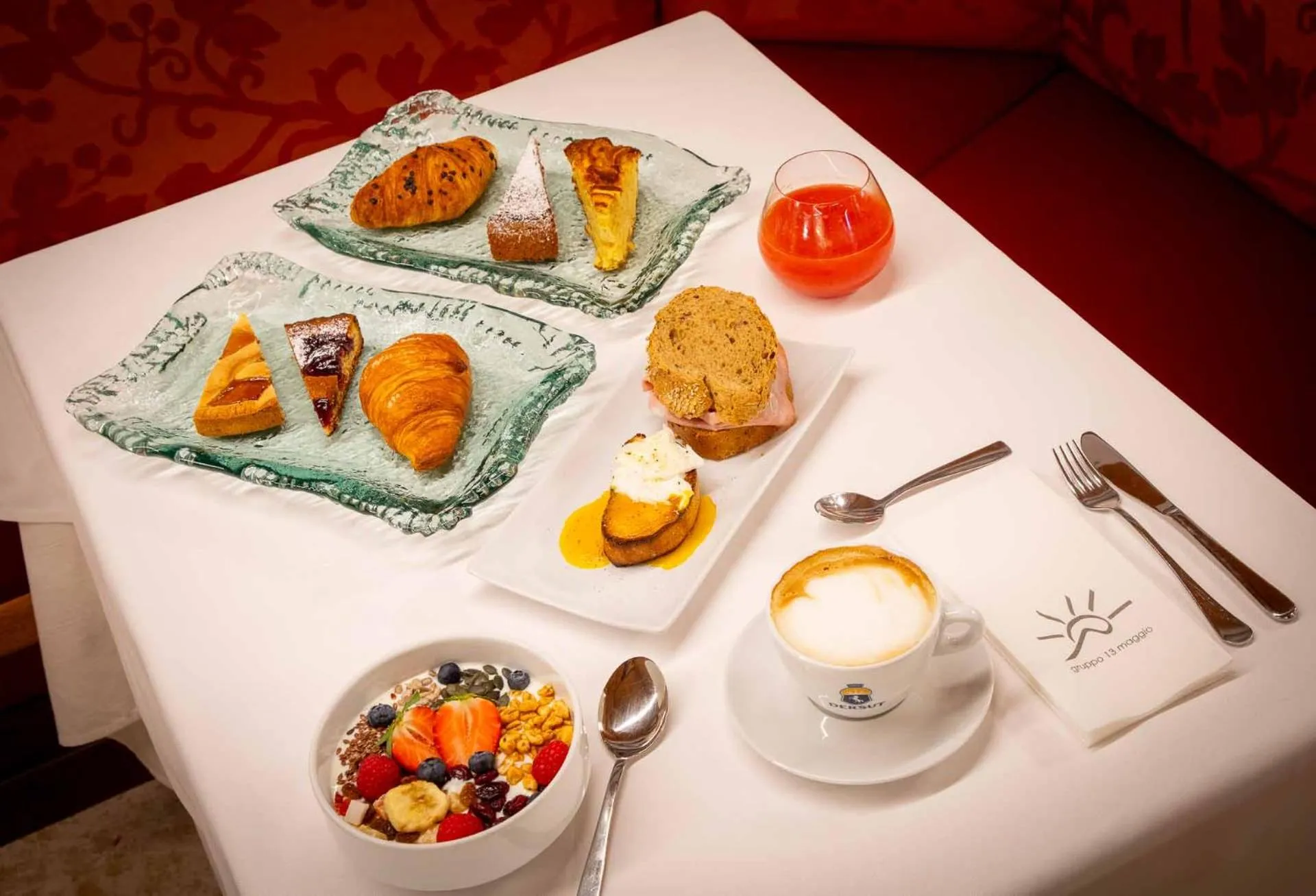 Breakfast in Hotel Crepei