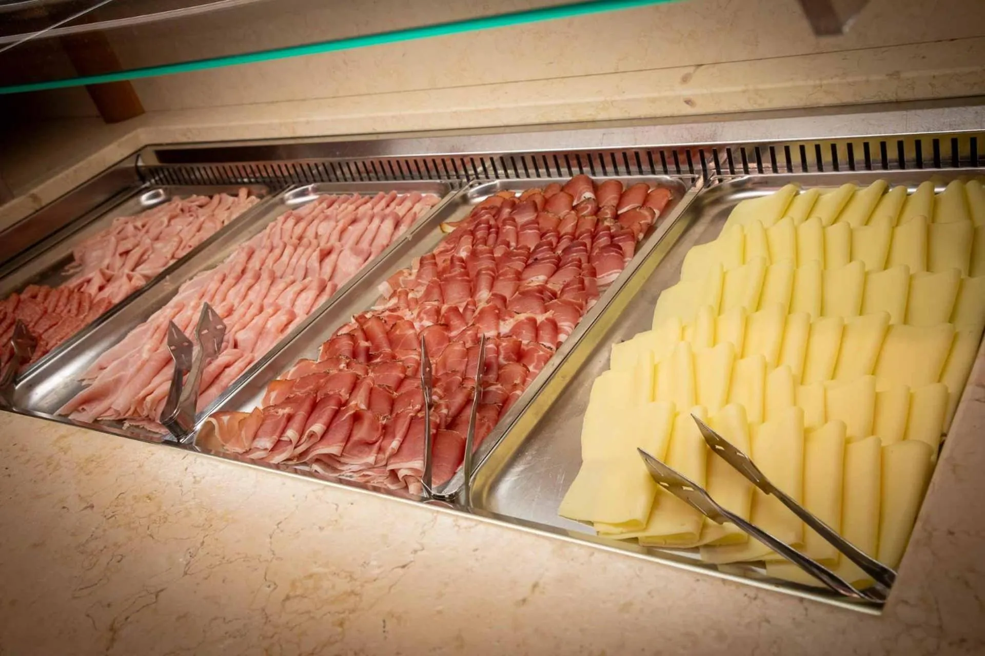 Breakfast in Hotel Crepei