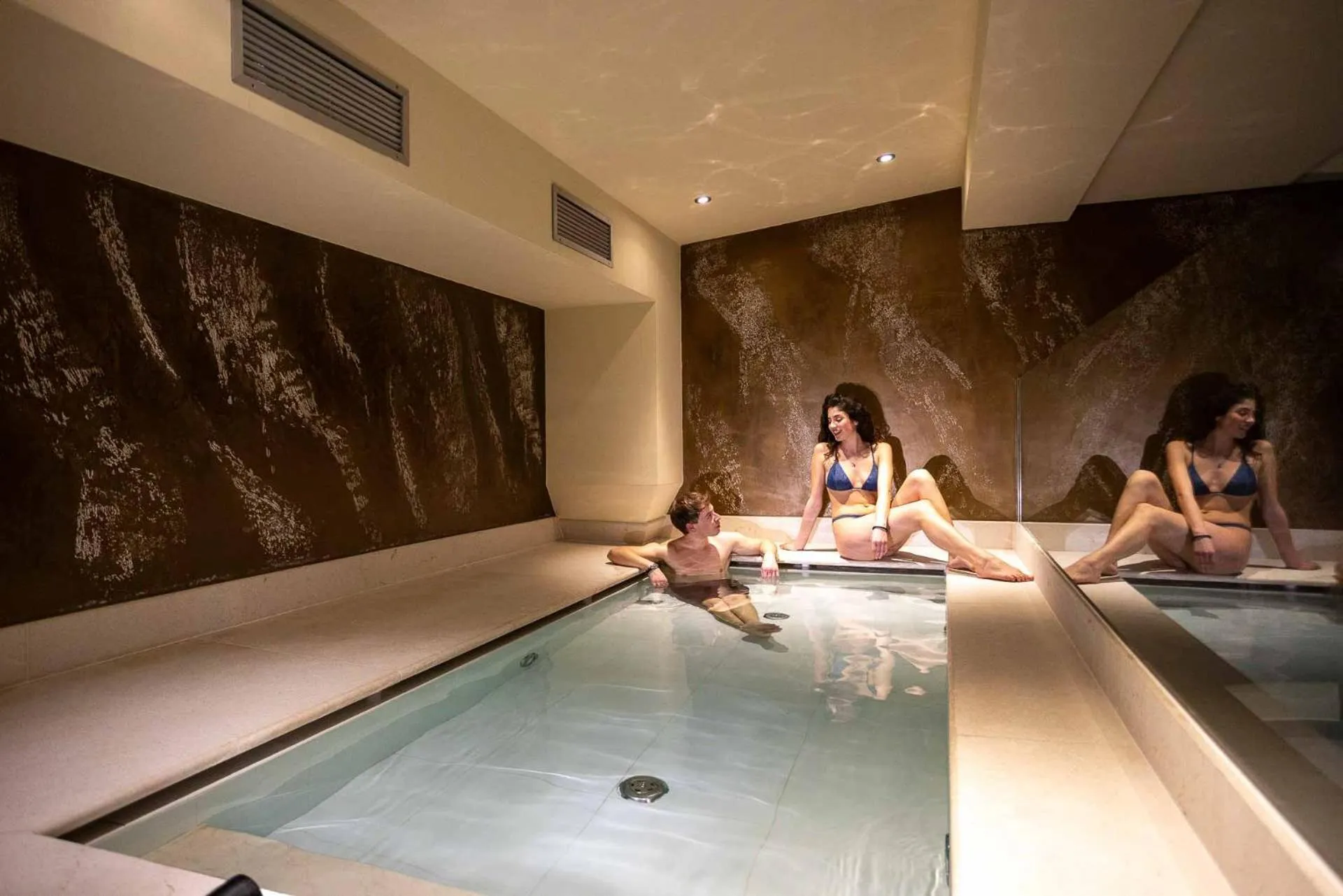 Spa and wellness centre/facilities in Hotel Crepei