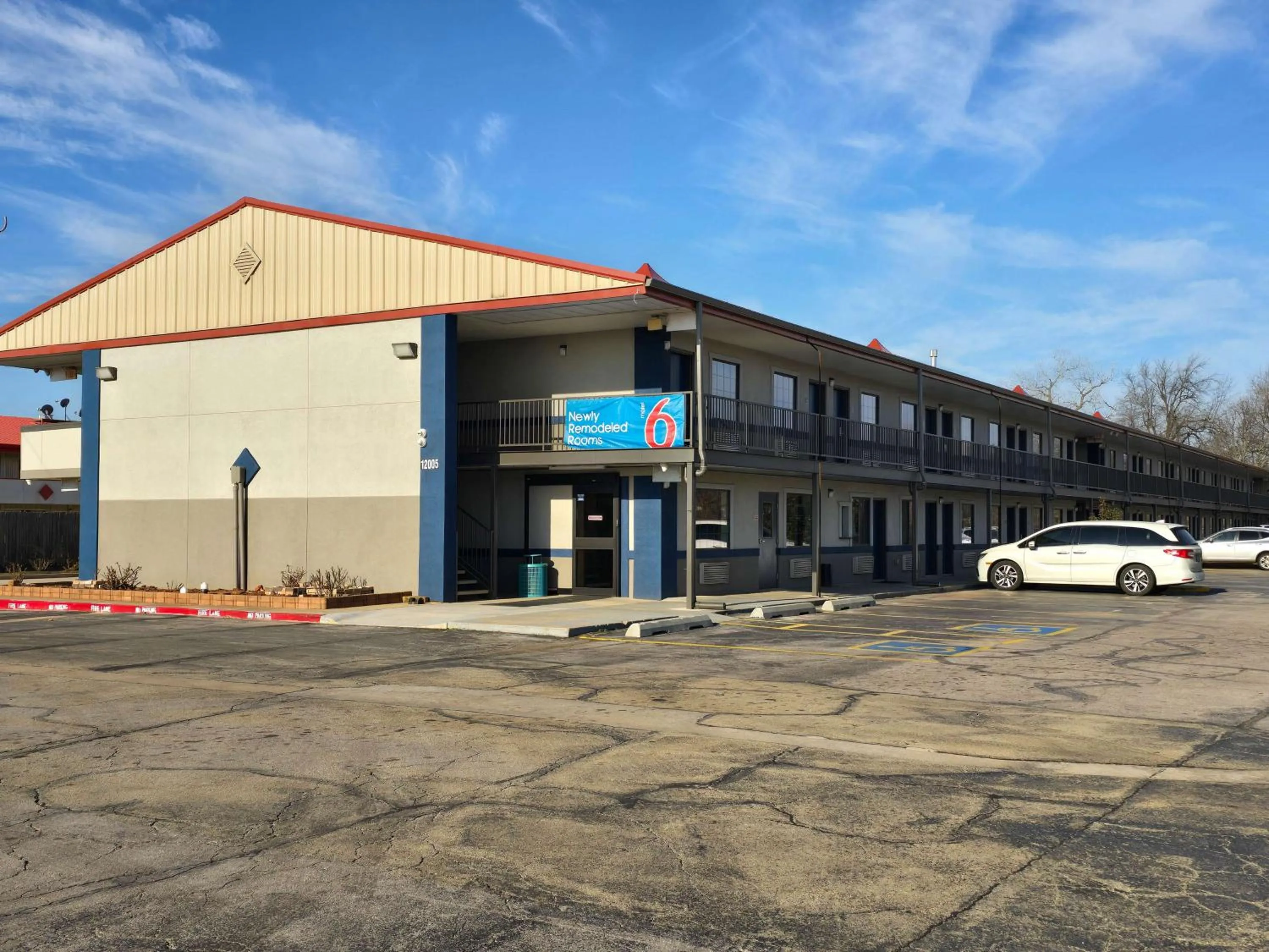 Property building in Motel 6 Oklahoma City OK Frontier City