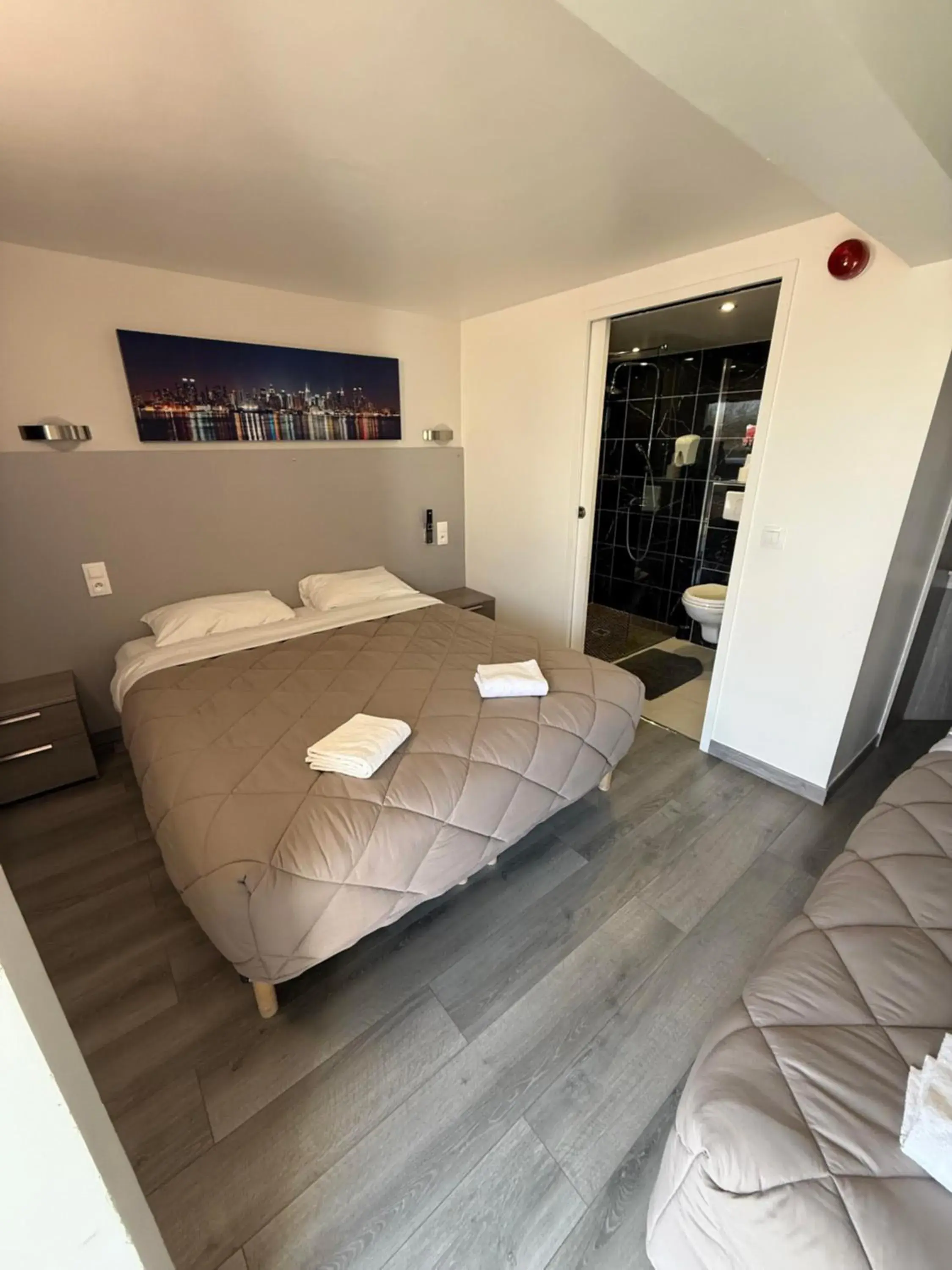 Superior Double Room in Fasthotel Roissy - Saint-Witz Superior Double Room in Fasthotel Roissy - Saint-Witz