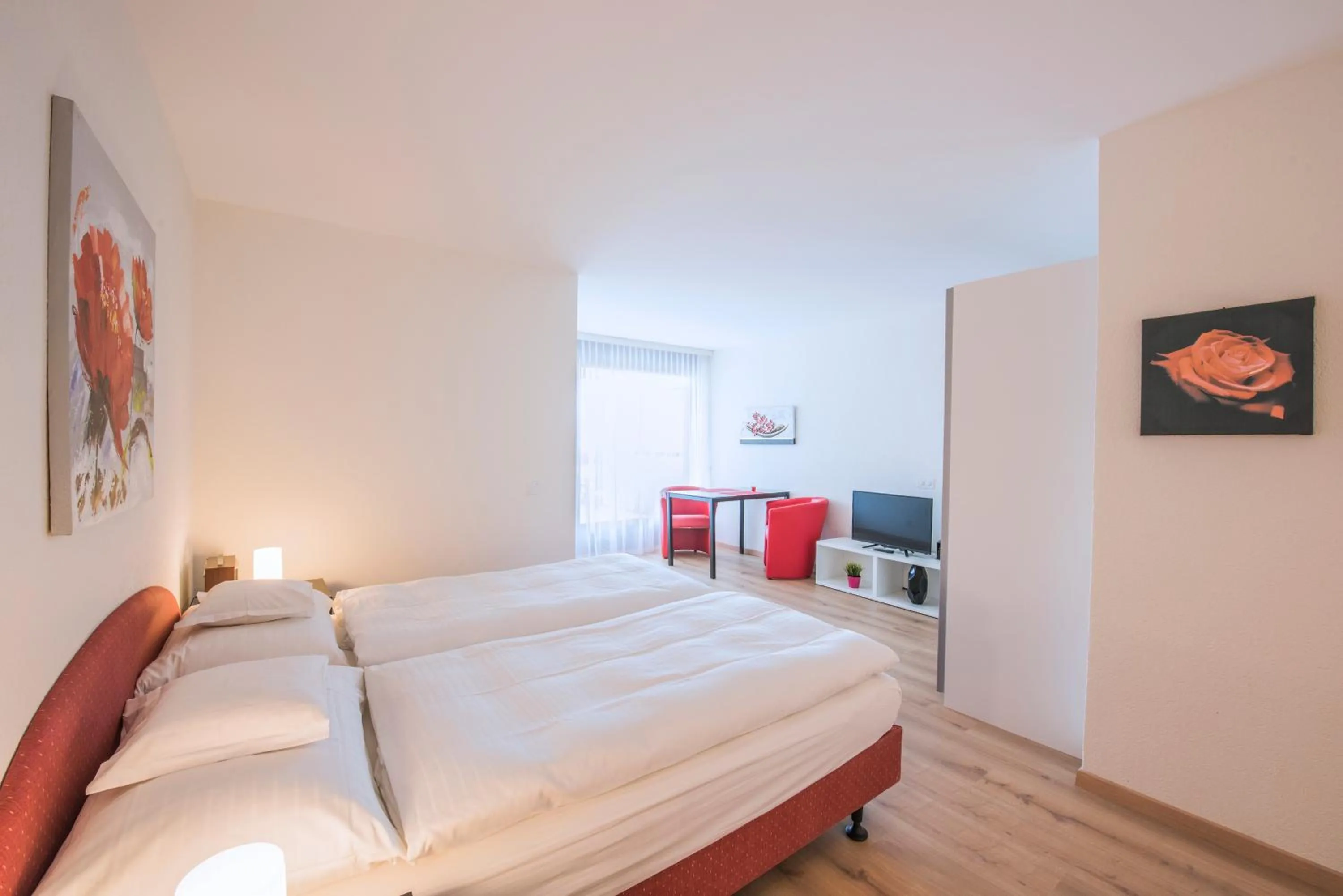 Photo of the whole room, Bed in Centro Cadro Panoramica