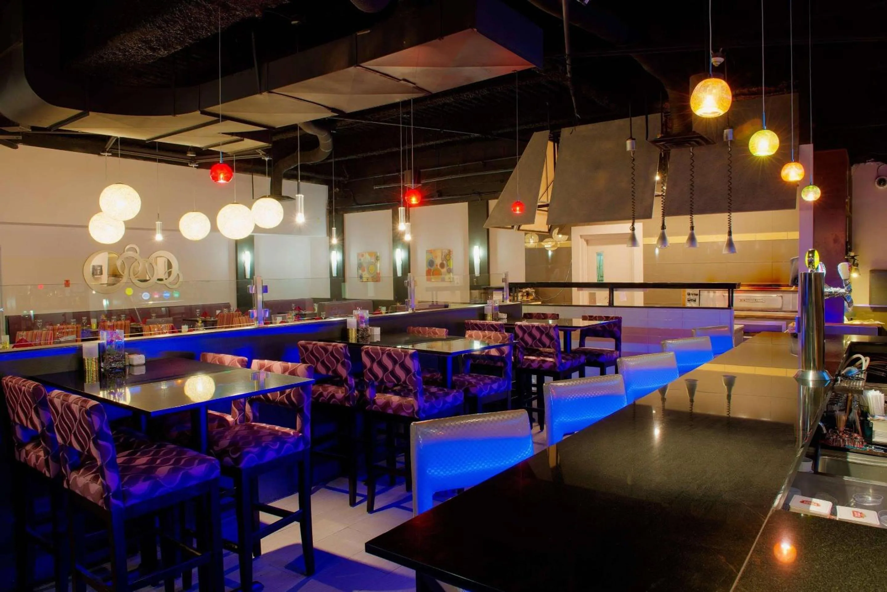 Lounge or bar in Radisson Hotel Sudbury