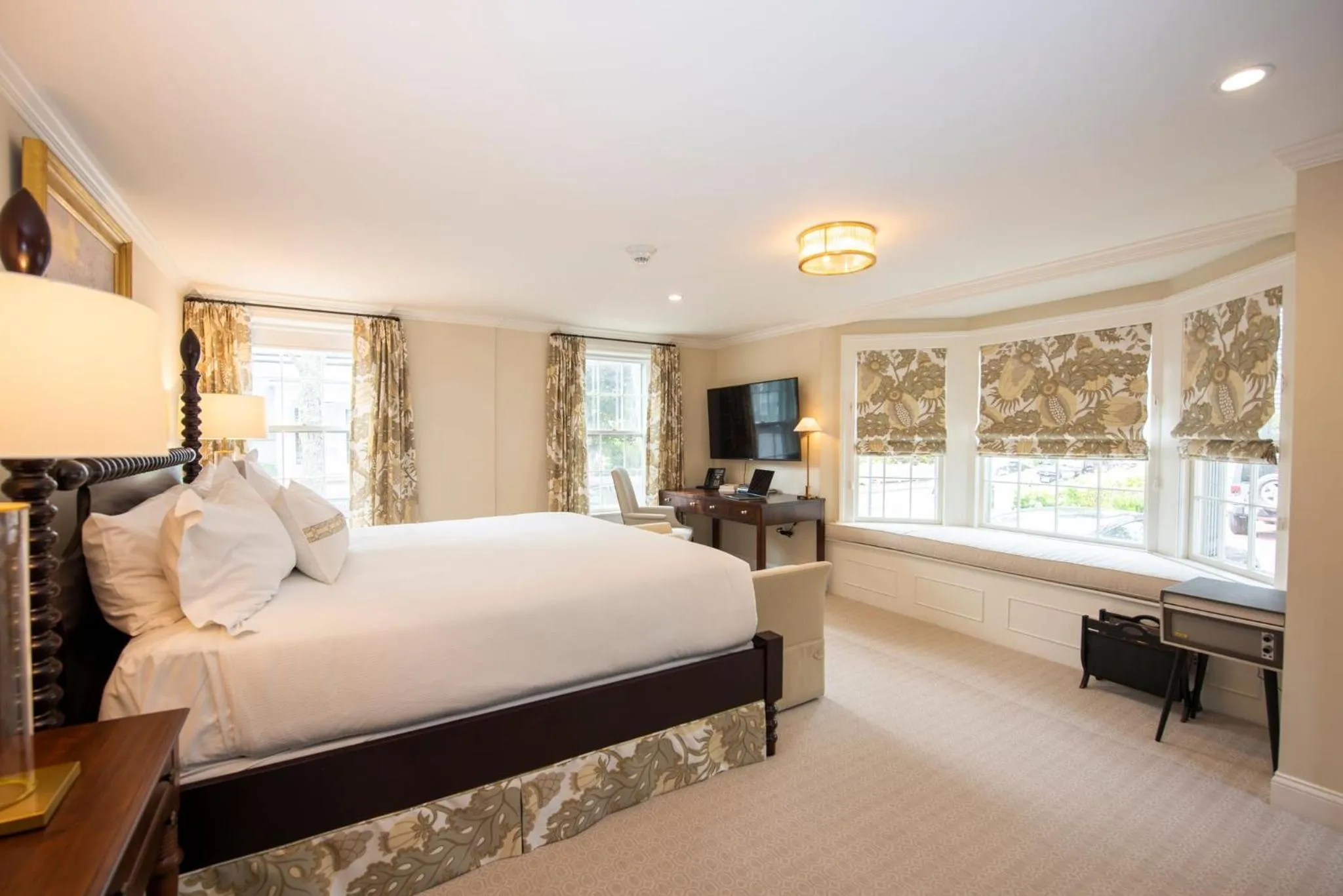 Bedroom, Bed in Jared Coffin House