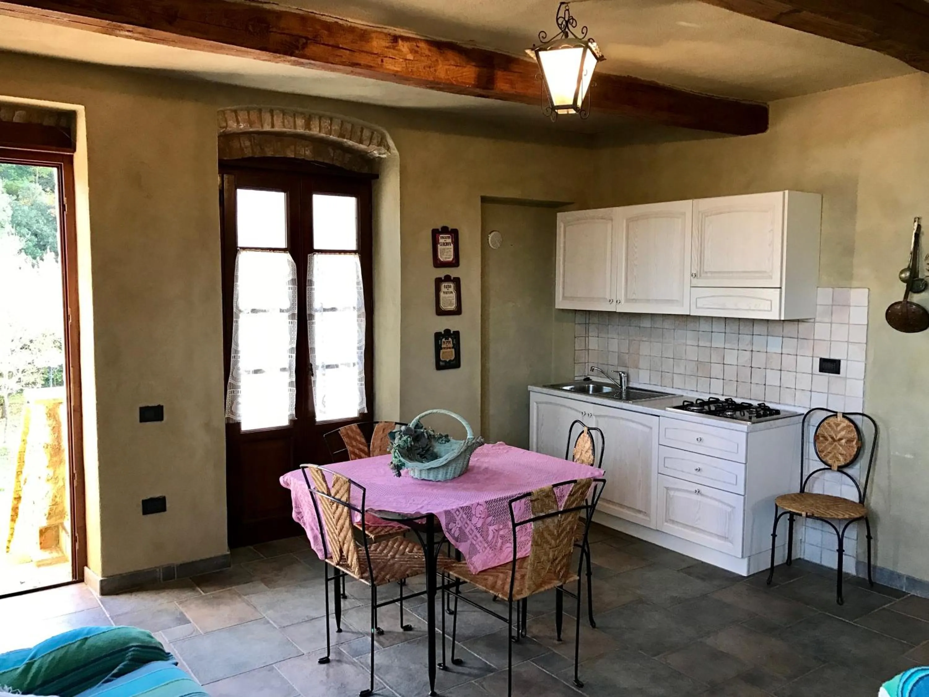 Photo of the whole room in Casale San Giovanni