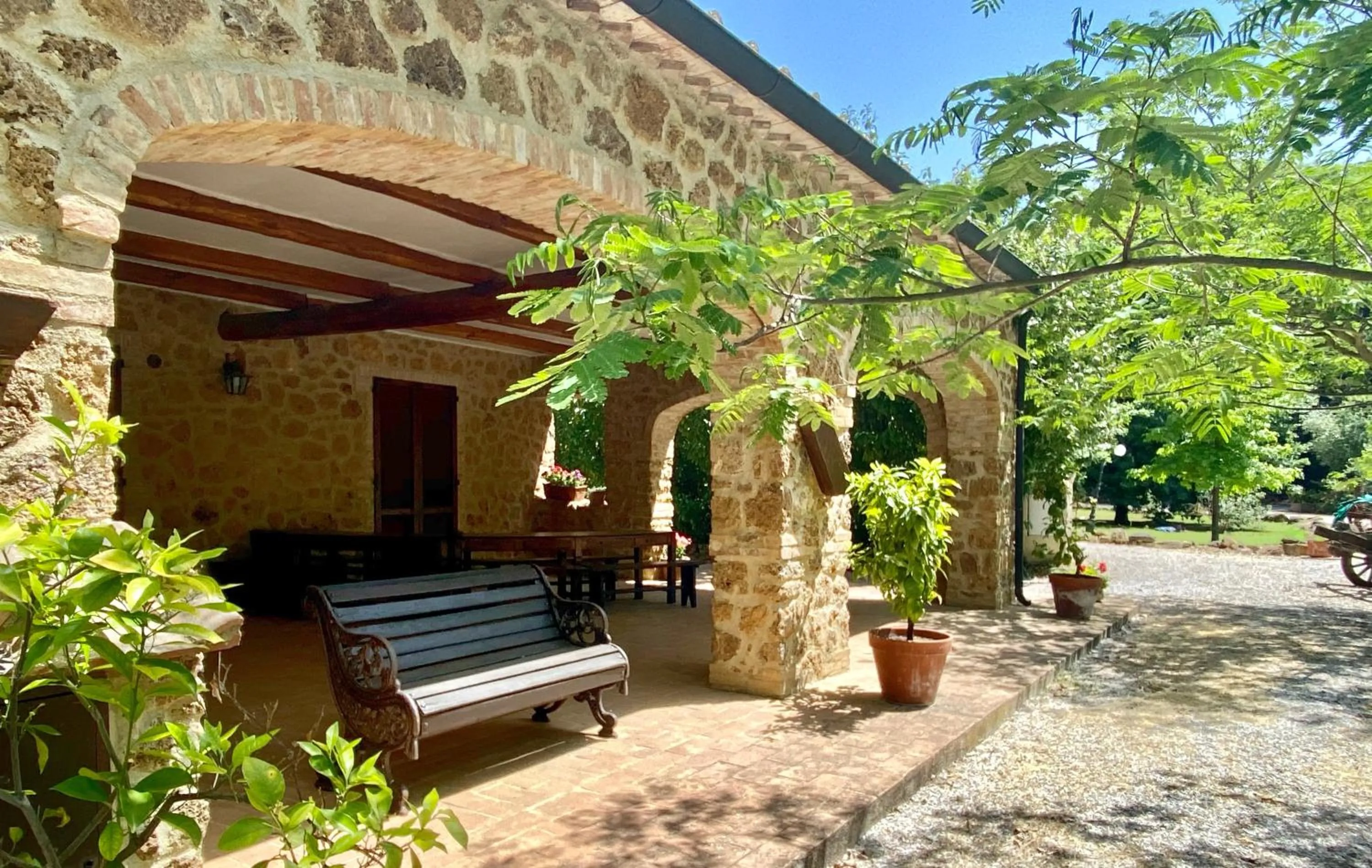 Facade/entrance in Casale San Giovanni