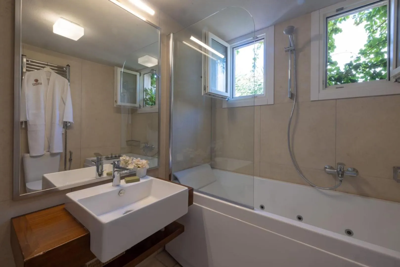 Shower in Rimondi Boutique Hotel - Small Luxury Hotels of the World