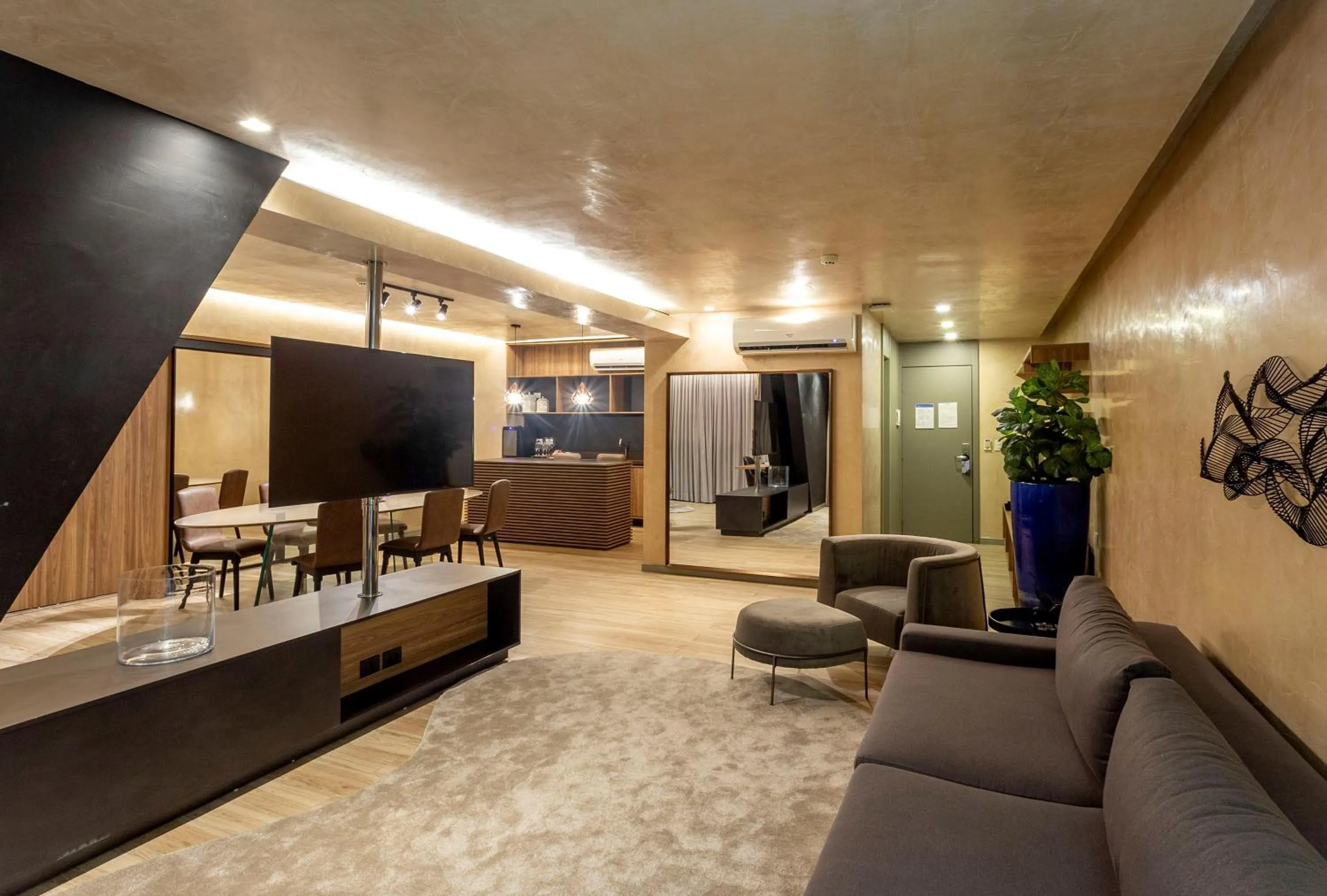 TV and multimedia in Blue Tree Towers Rio Poty