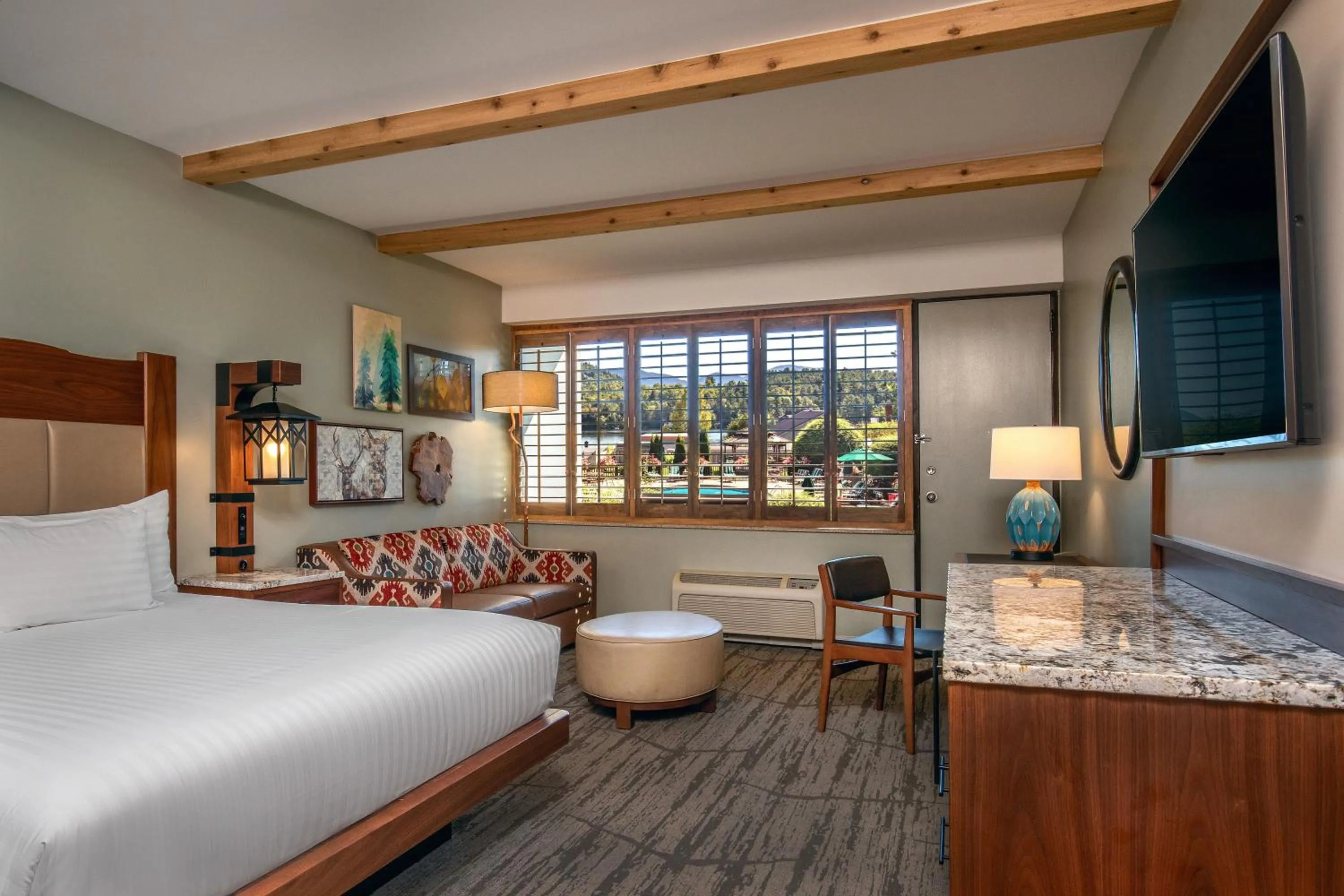 TV and multimedia, Bed in High Peaks Resort