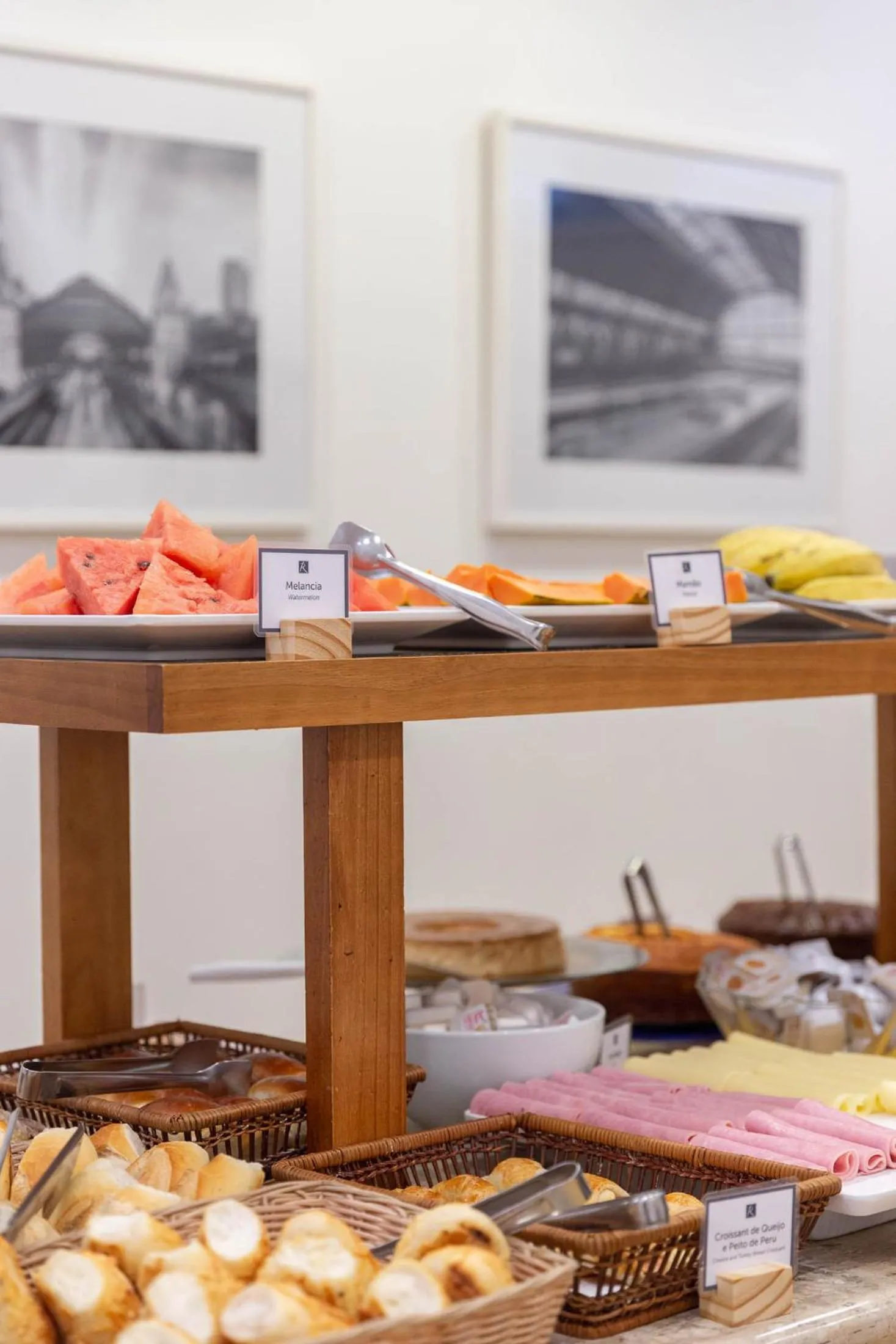 Breakfast in Hotel Rojas All Suite