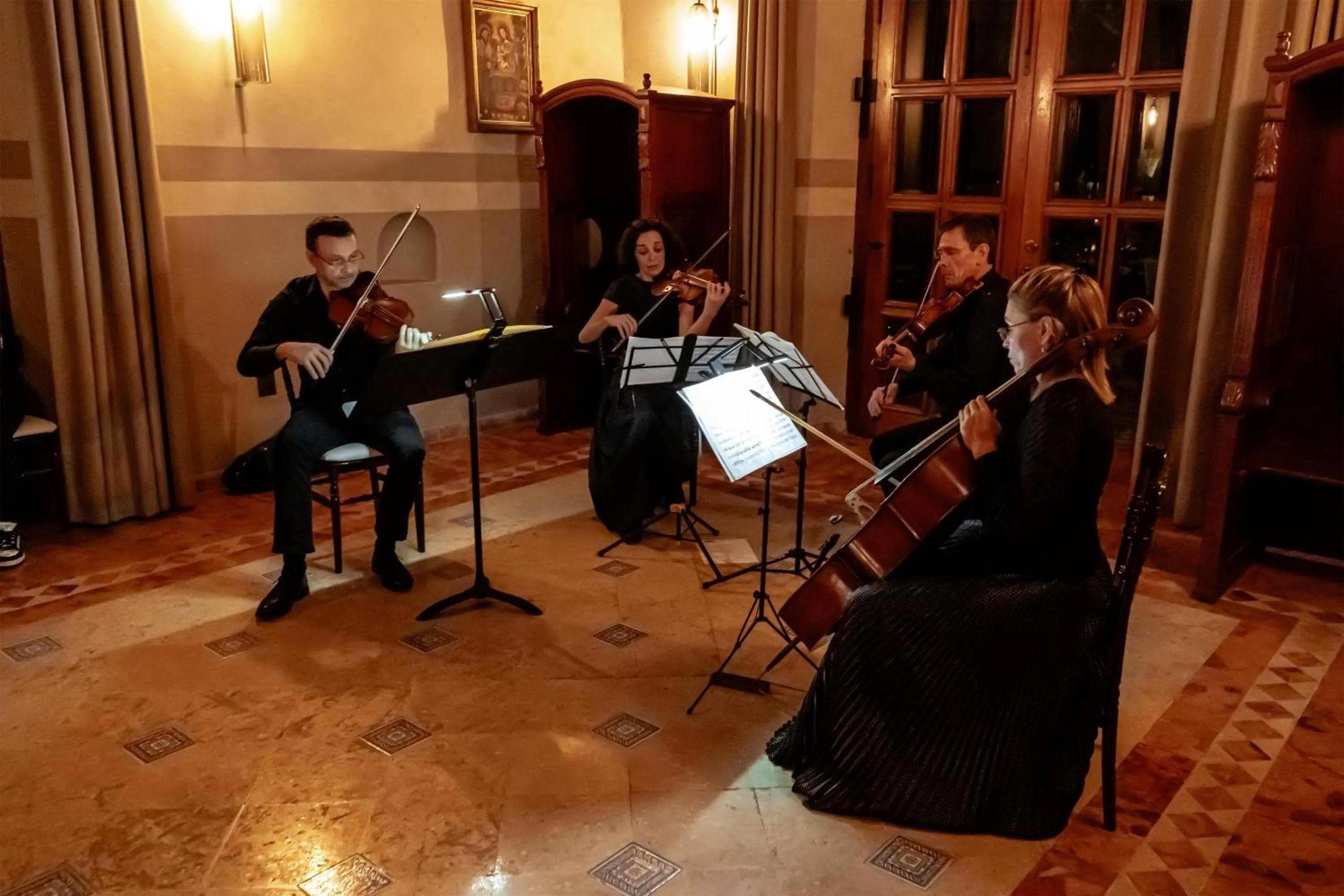 Evening entertainment in Hacienda Xcanatun, Angsana Heritage Collection