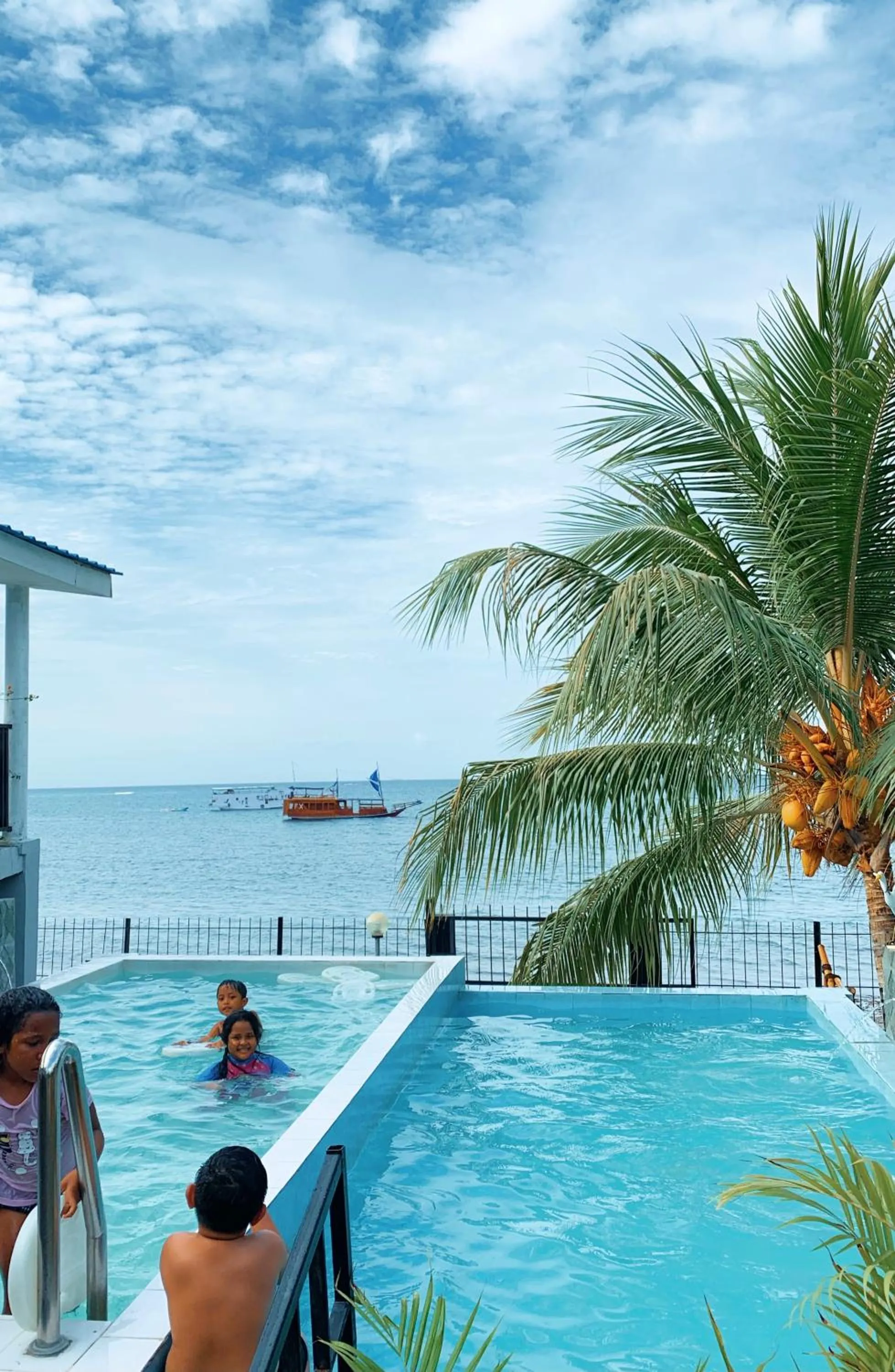 FX72 Beach Resort Maumere