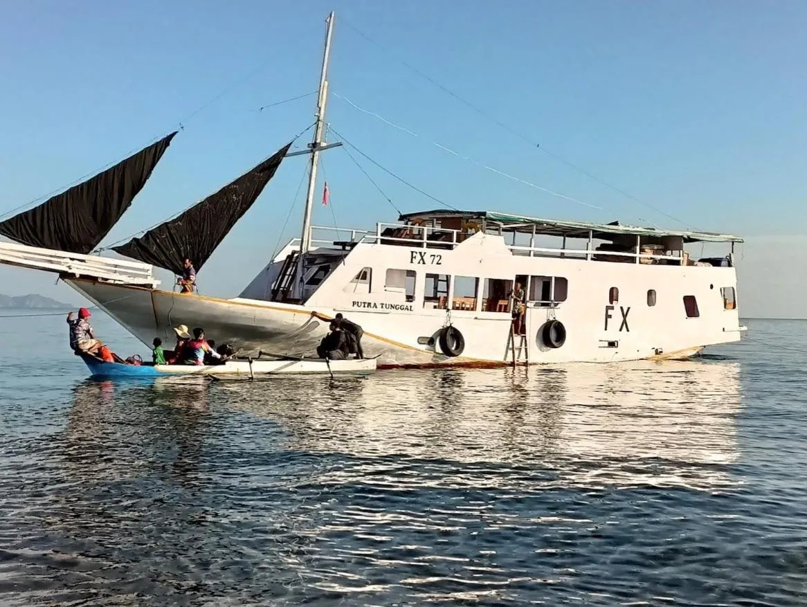 FX72 Beach Resort Maumere