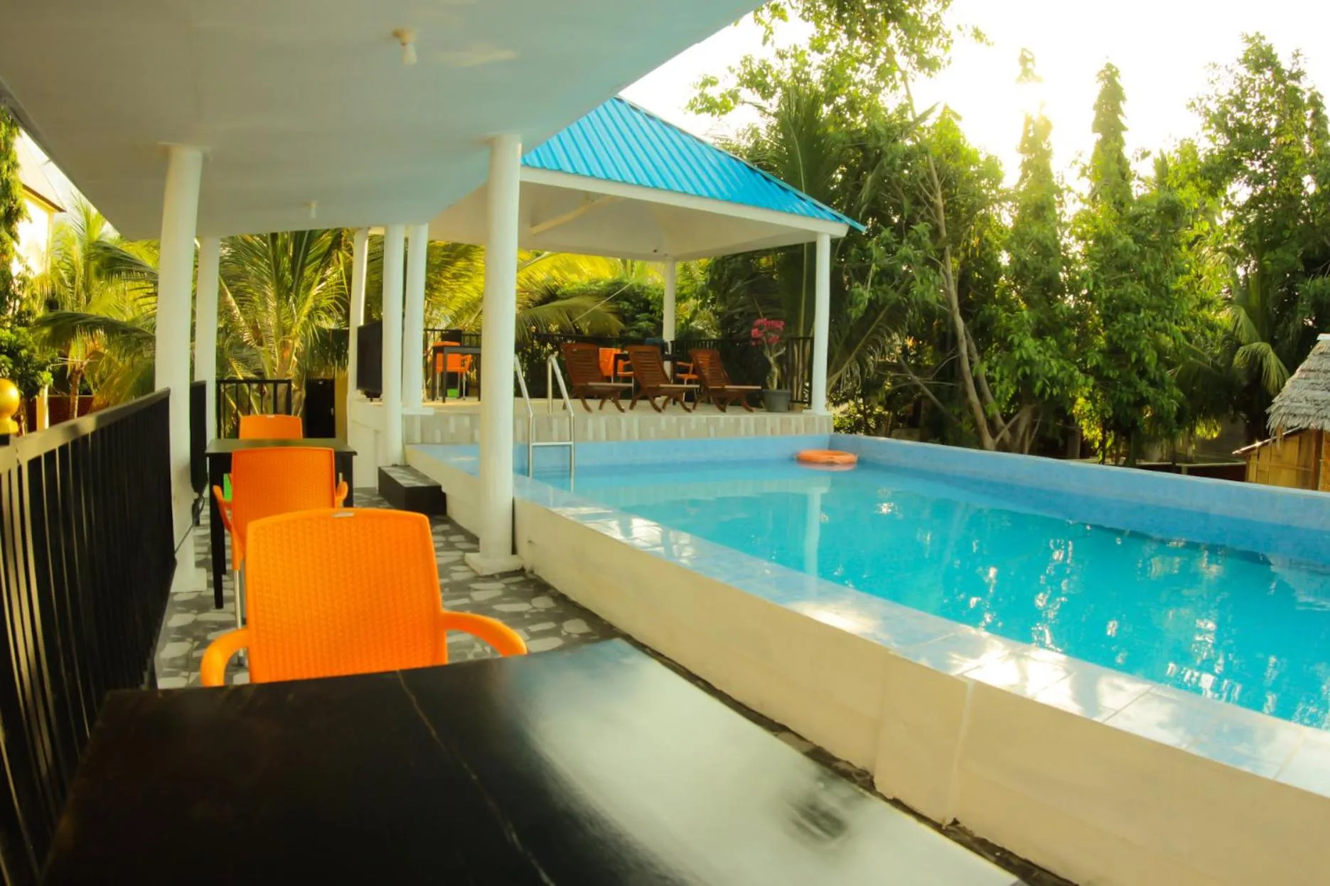 Restaurant/places to eat in FX72 Beach Resort Maumere