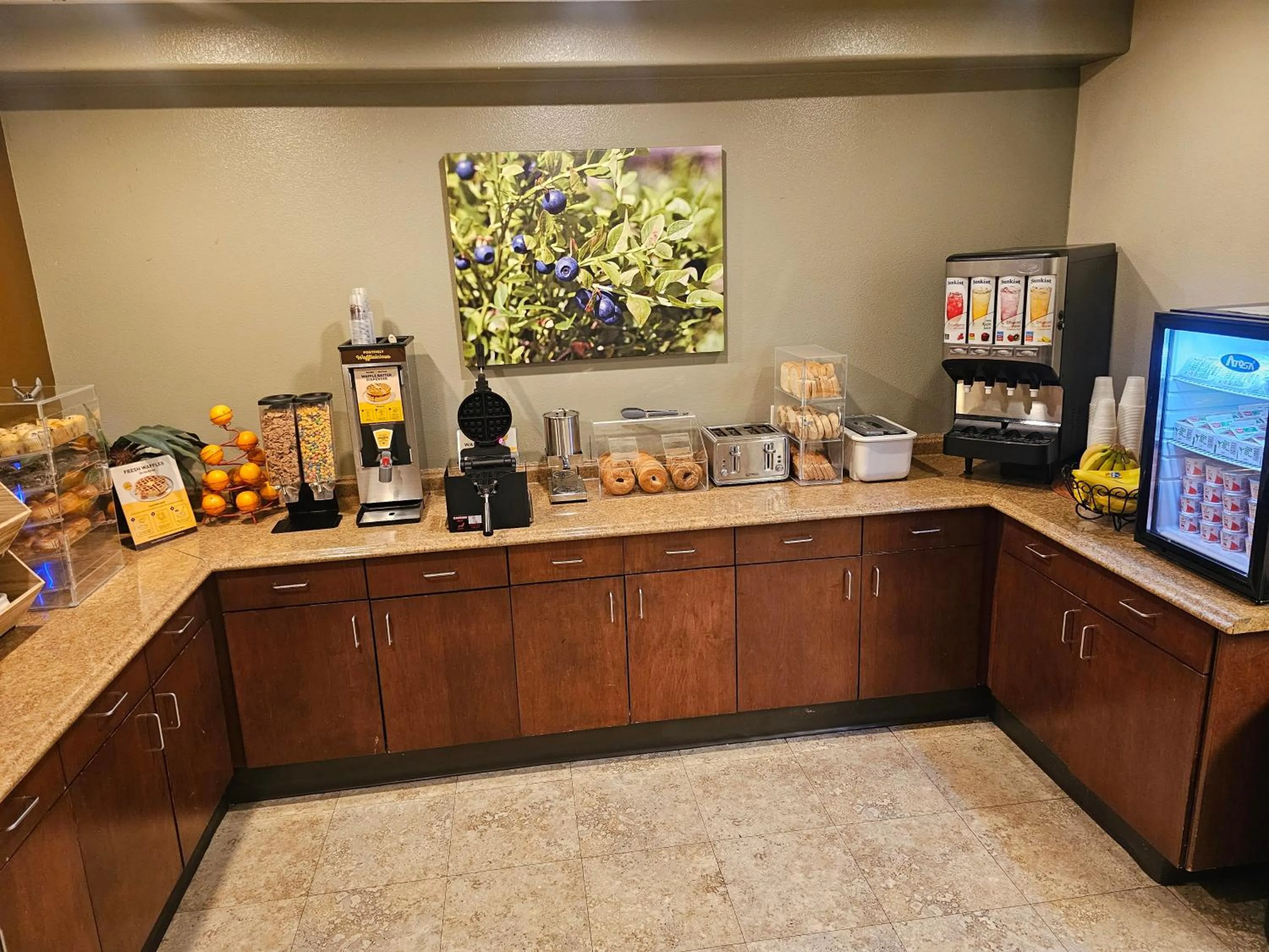 Breakfast in Broadway Inn Conference Center