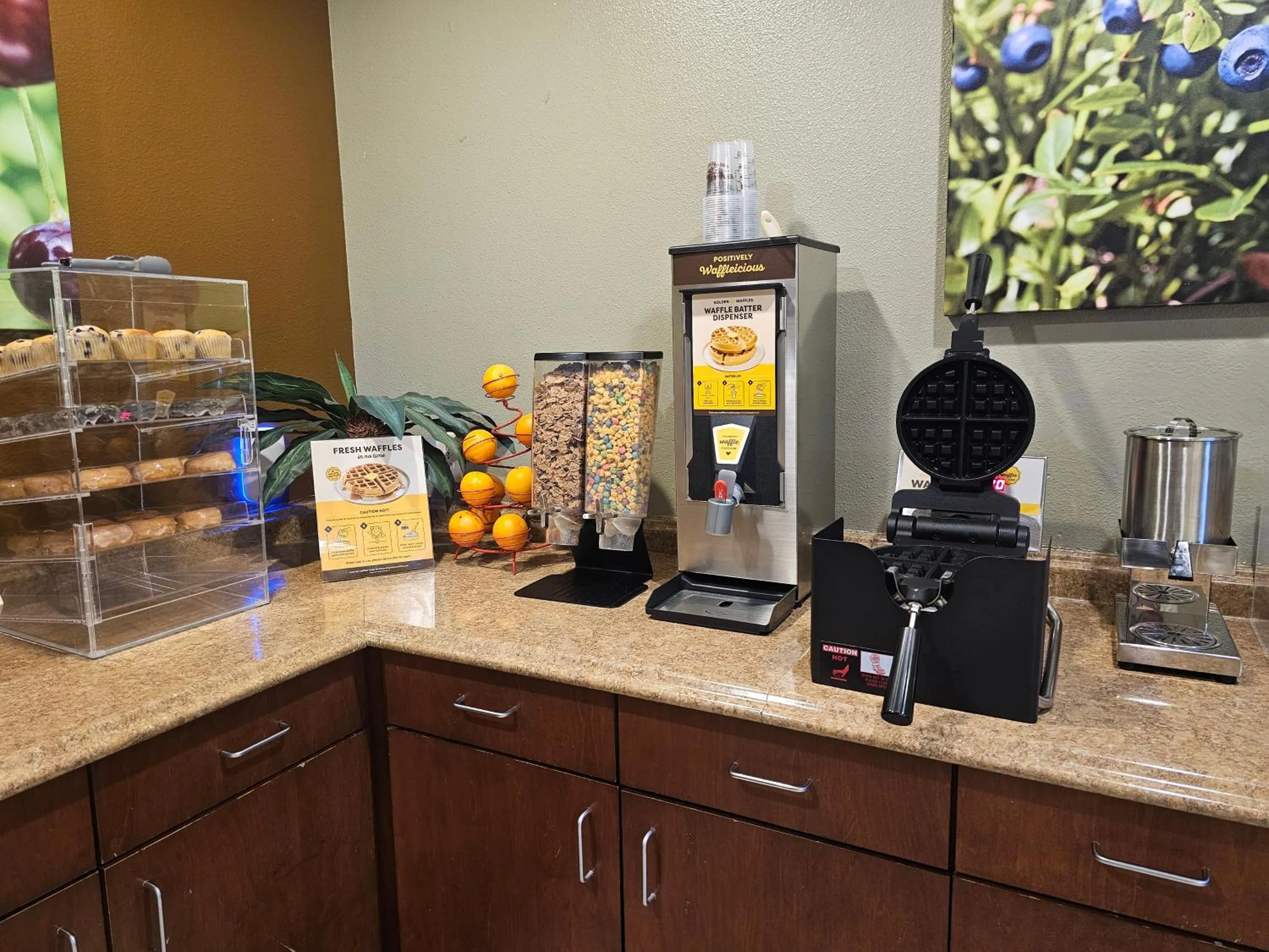 Breakfast in Broadway Inn Conference Center