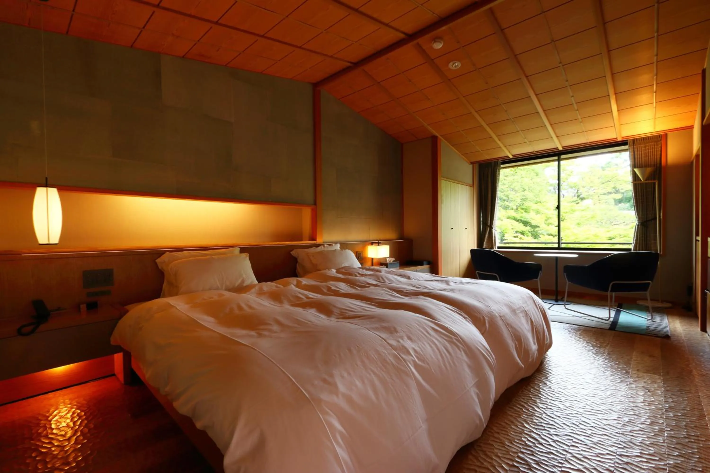 Photo of the whole room, Bed in Nanzenji sando KIKUSUI