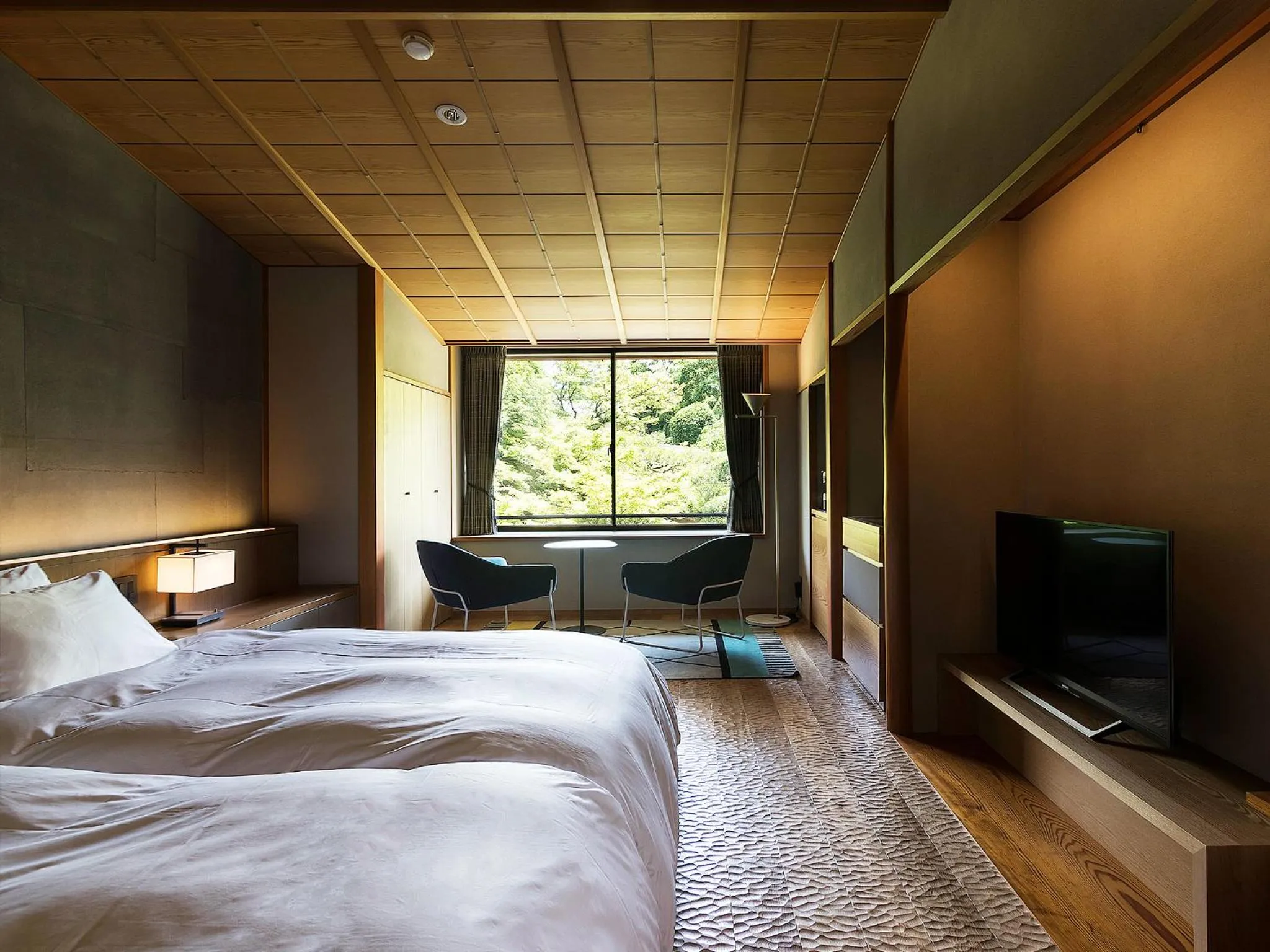 Photo of the whole room, Bed in Nanzenji sando KIKUSUI