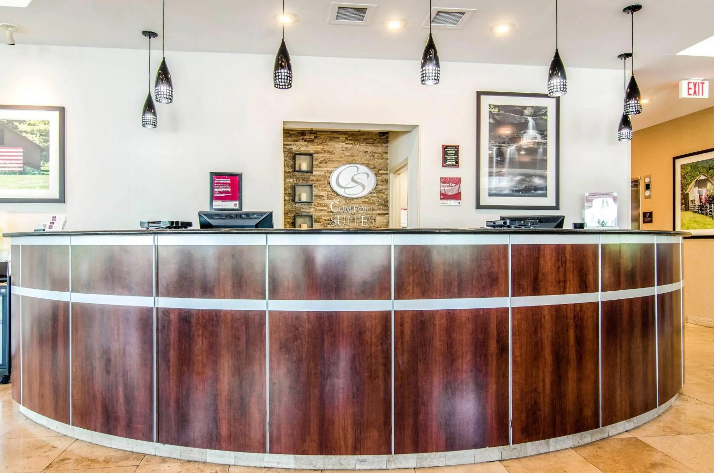 Lobby or reception in Comfort Suites Bentonville - Rogers