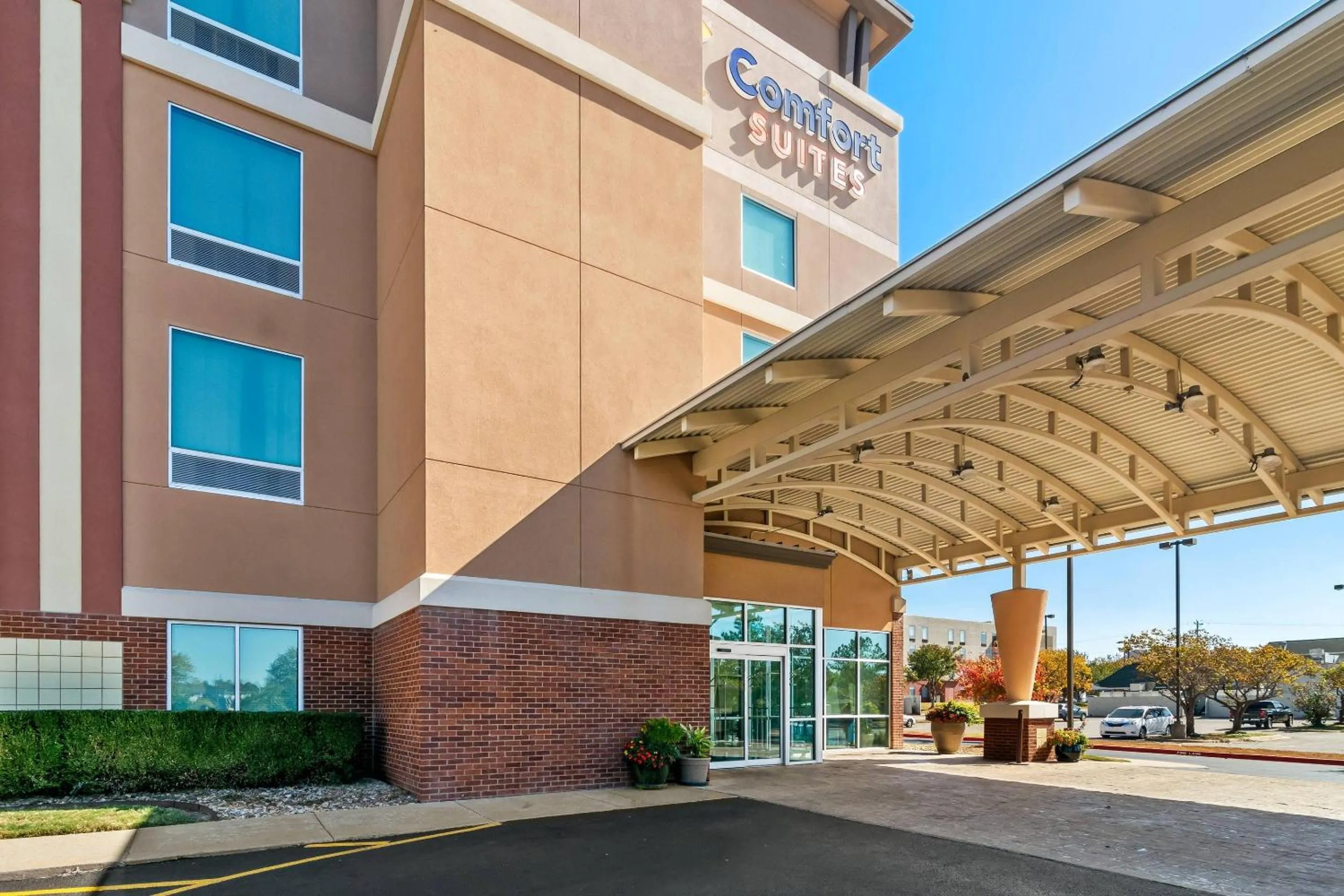 Property building in Comfort Suites Bentonville - Rogers