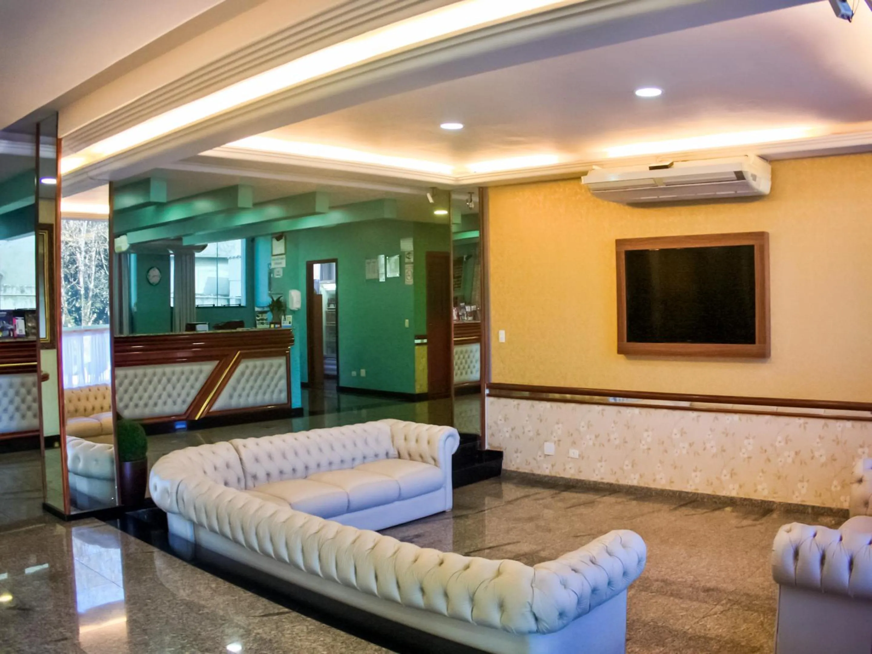 Lobby or reception in Hotel Monalisa