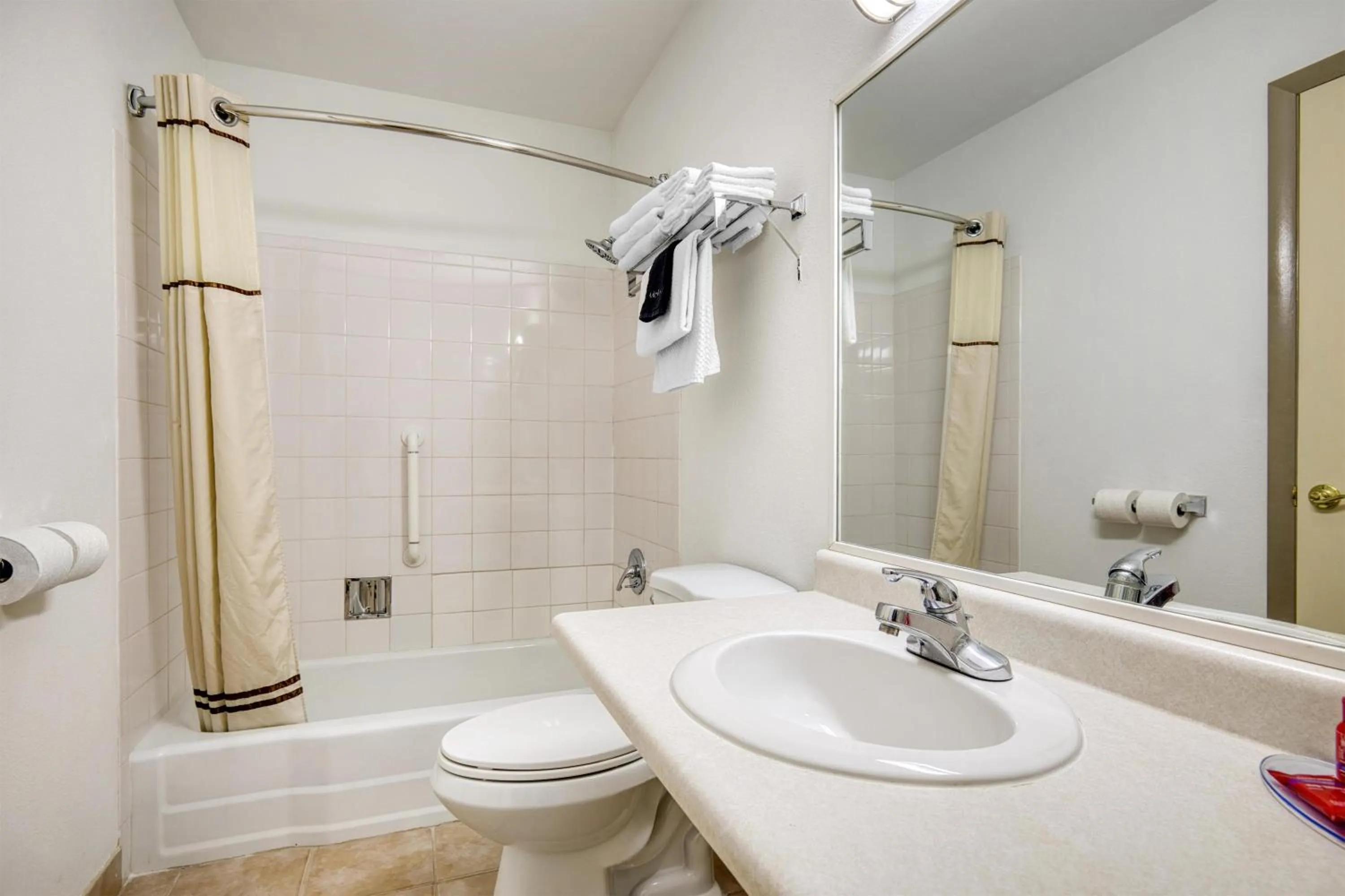Bathroom in SureStay by Best Western Massena