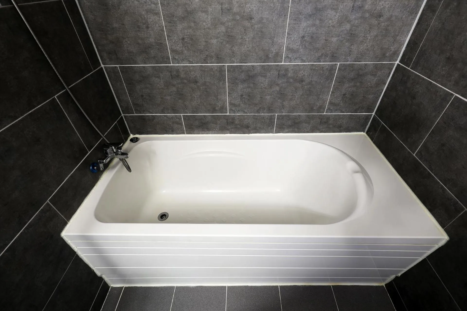 Bath in BOLTON Hotel