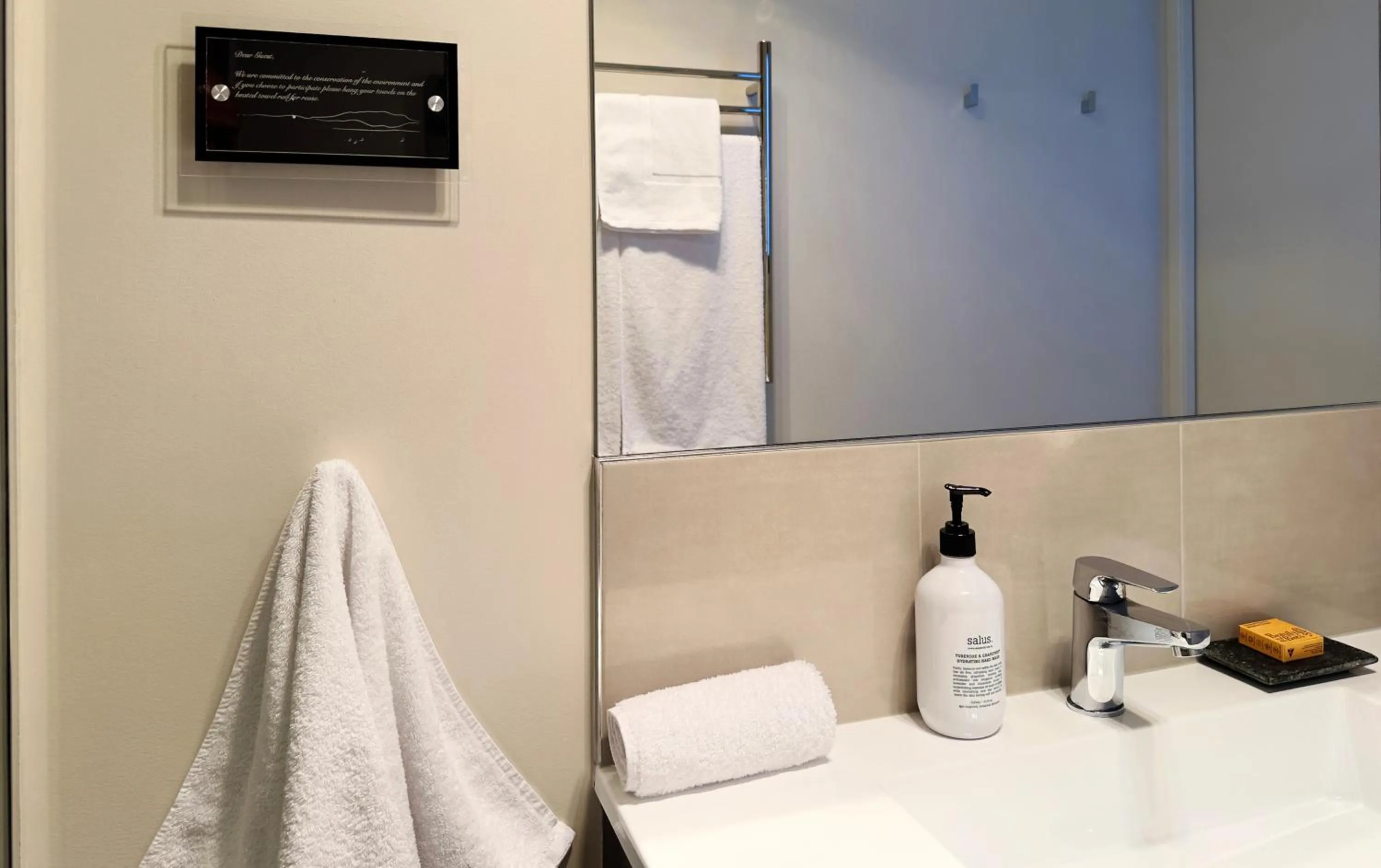 Bathroom in Oceana B&B