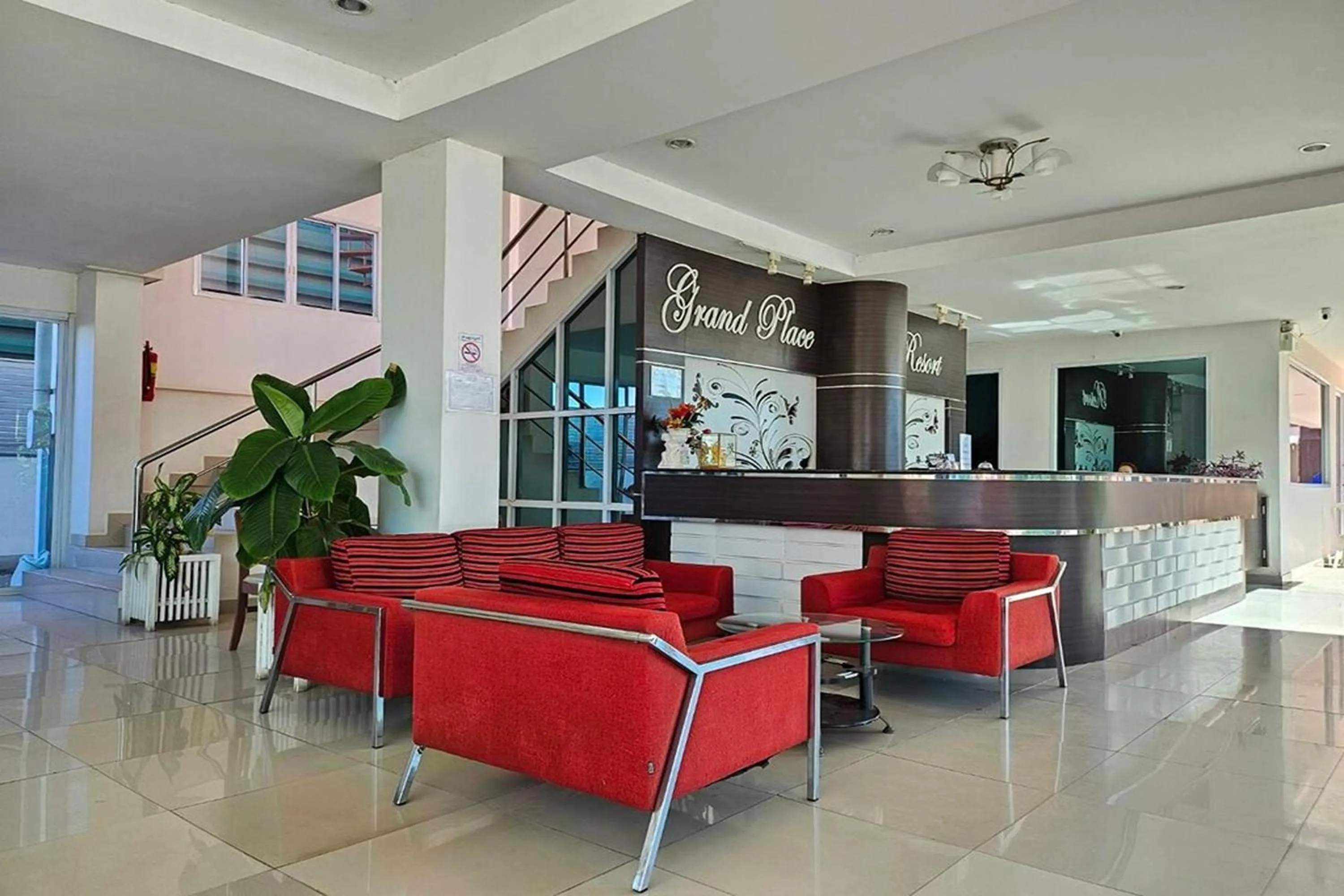 Lobby or reception in Grand Place Resort