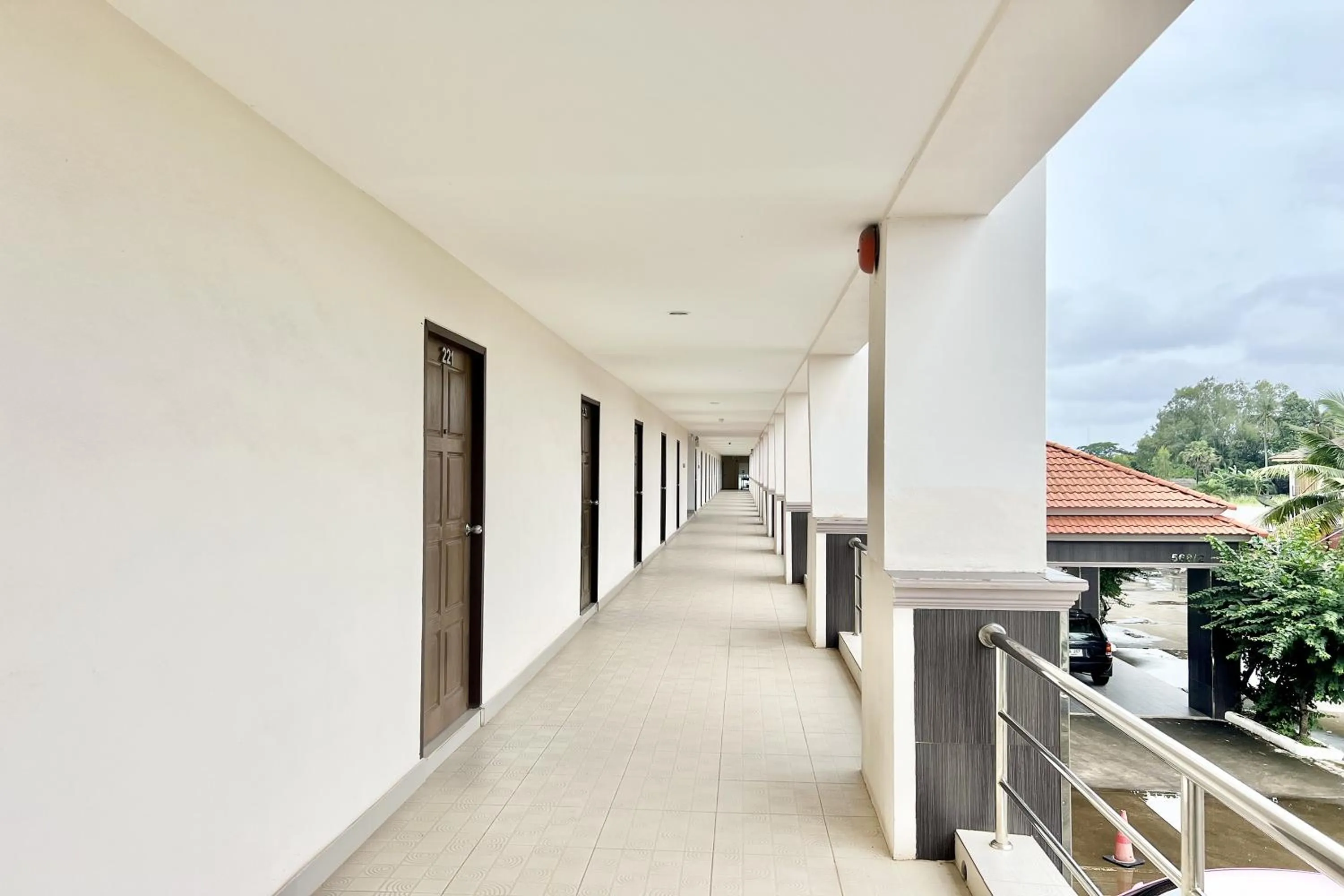 Property building in Grand Place Resort