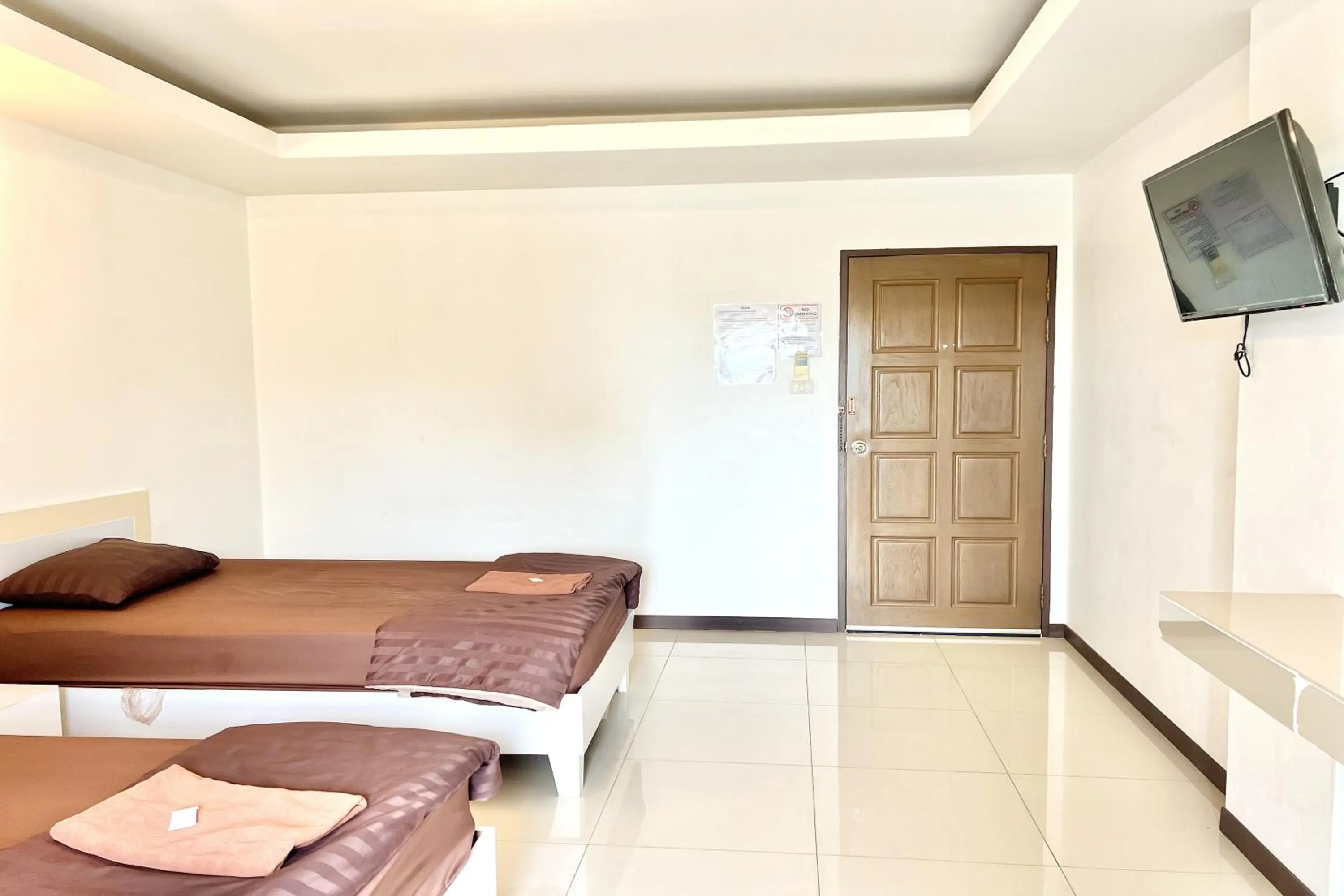 Bedroom, Bed in Grand Place Resort