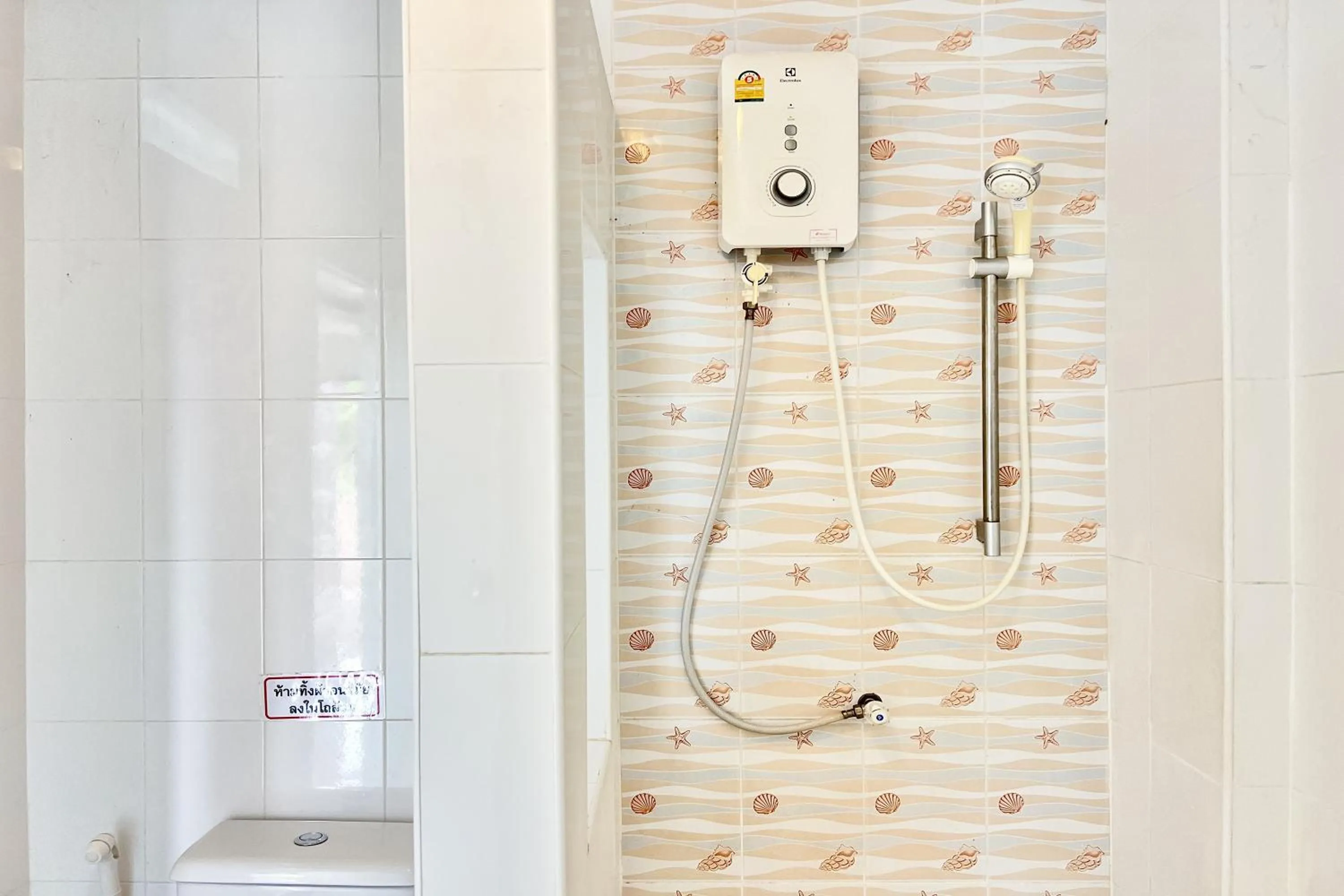 Shower in Grand Place Resort