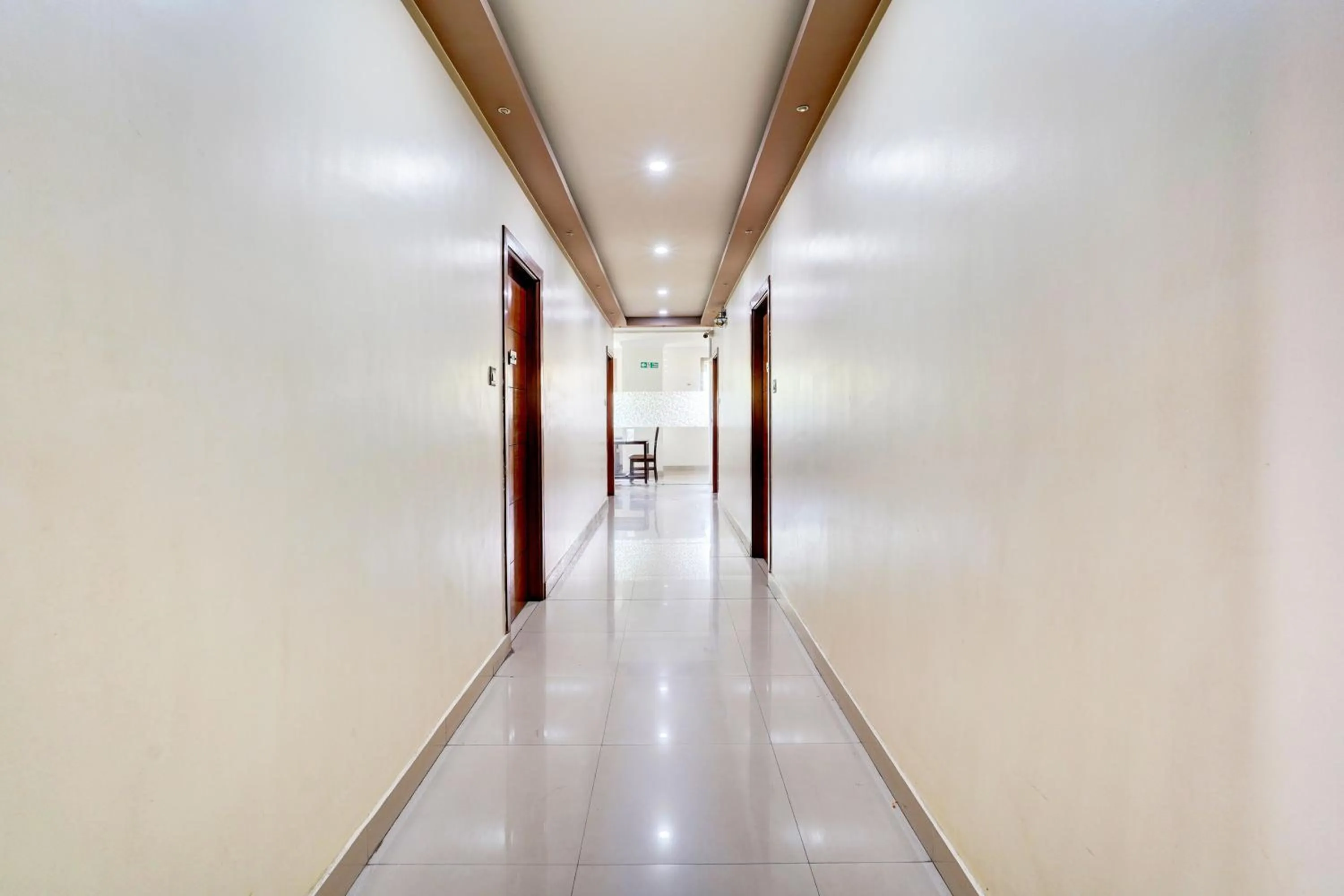 Lobby or reception in Super Townhouse MG Road Near Commercial Street