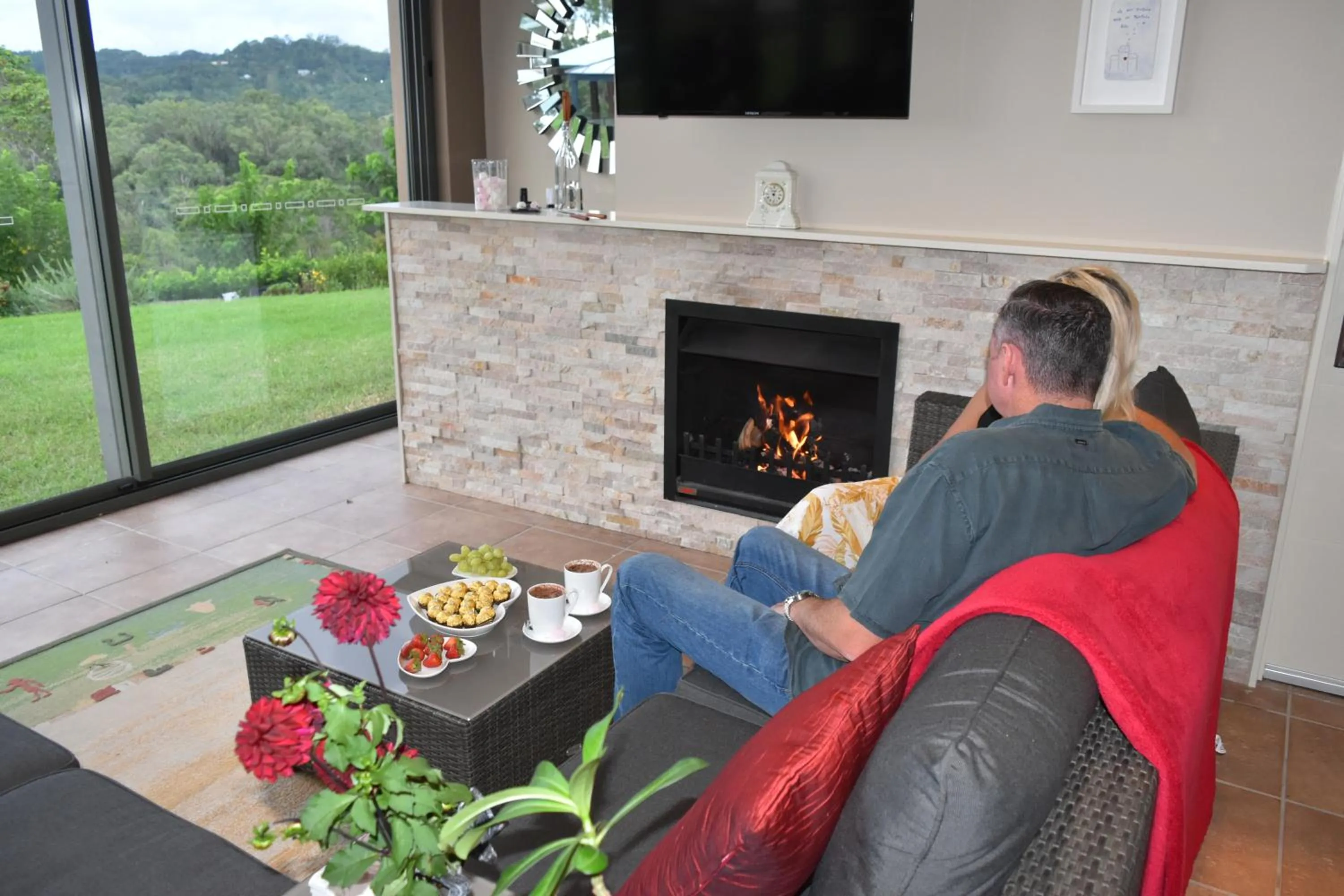 Lounge or bar in Mapleton Springs