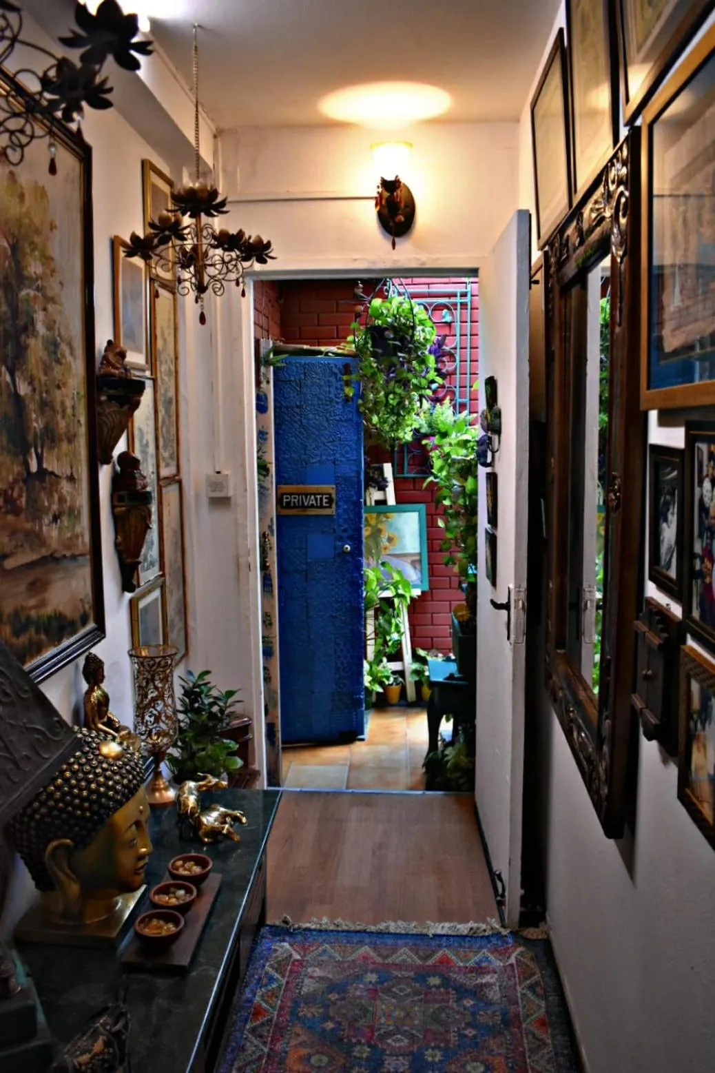 Decorative detail in On The House - Bed and Breakfast