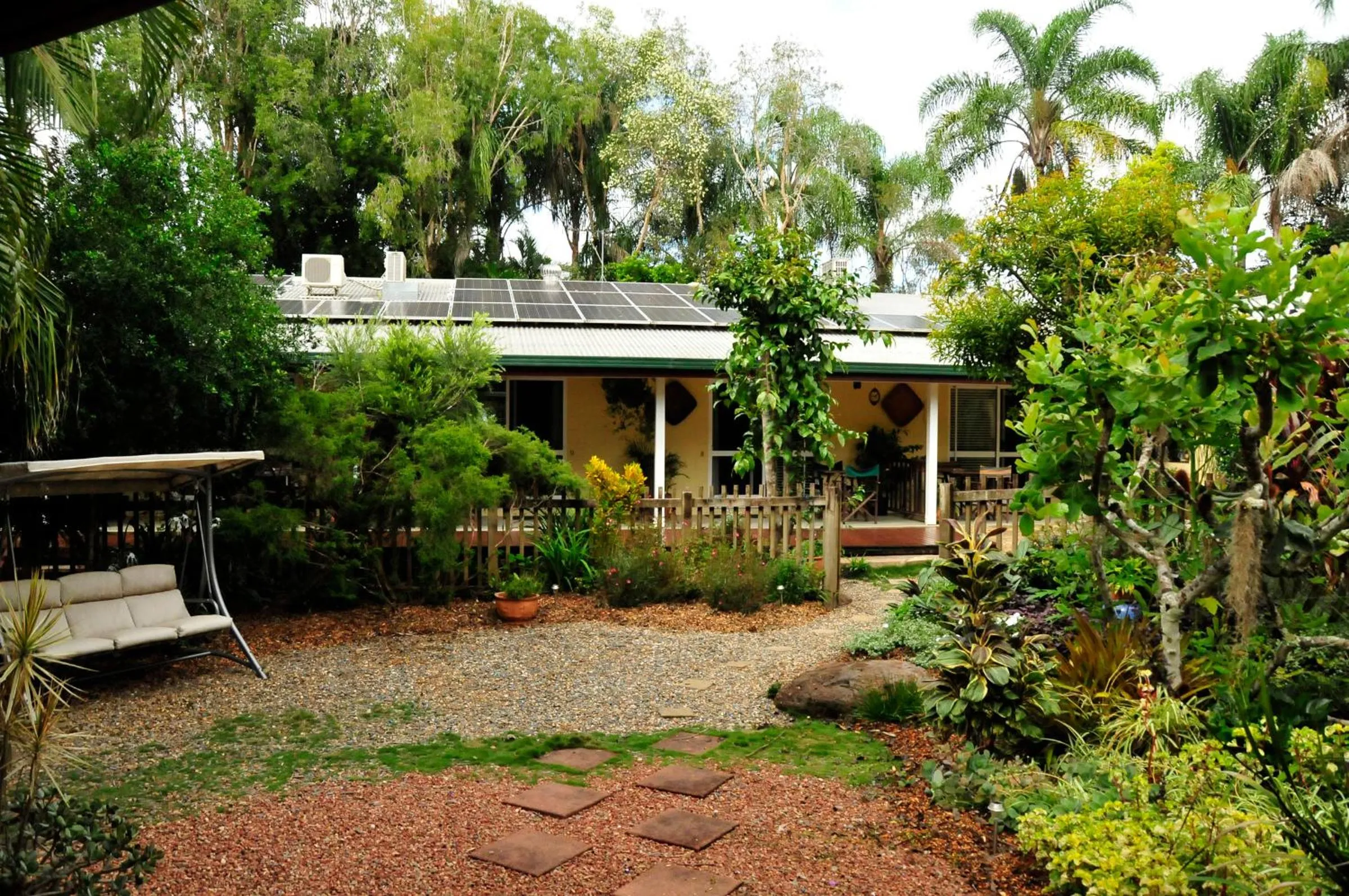 Property building in Kookaburra Motel Yungaburra