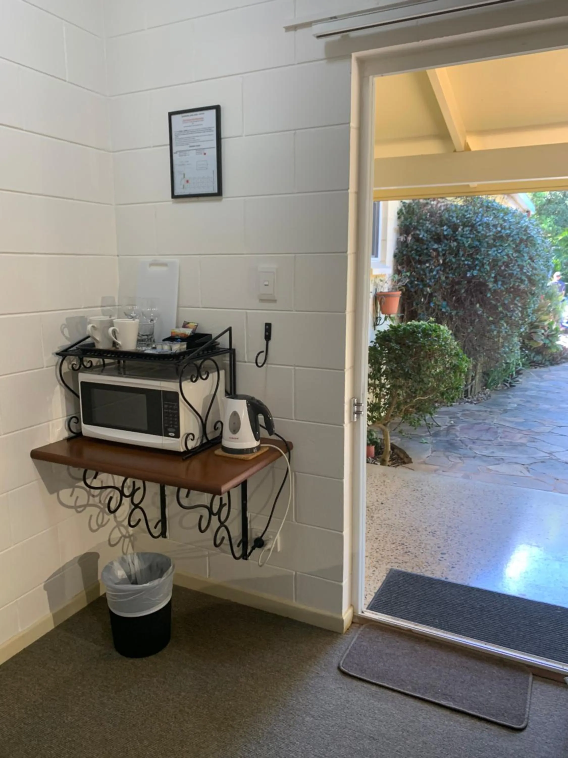 Coffee/tea facilities in Kookaburra Motel Yungaburra