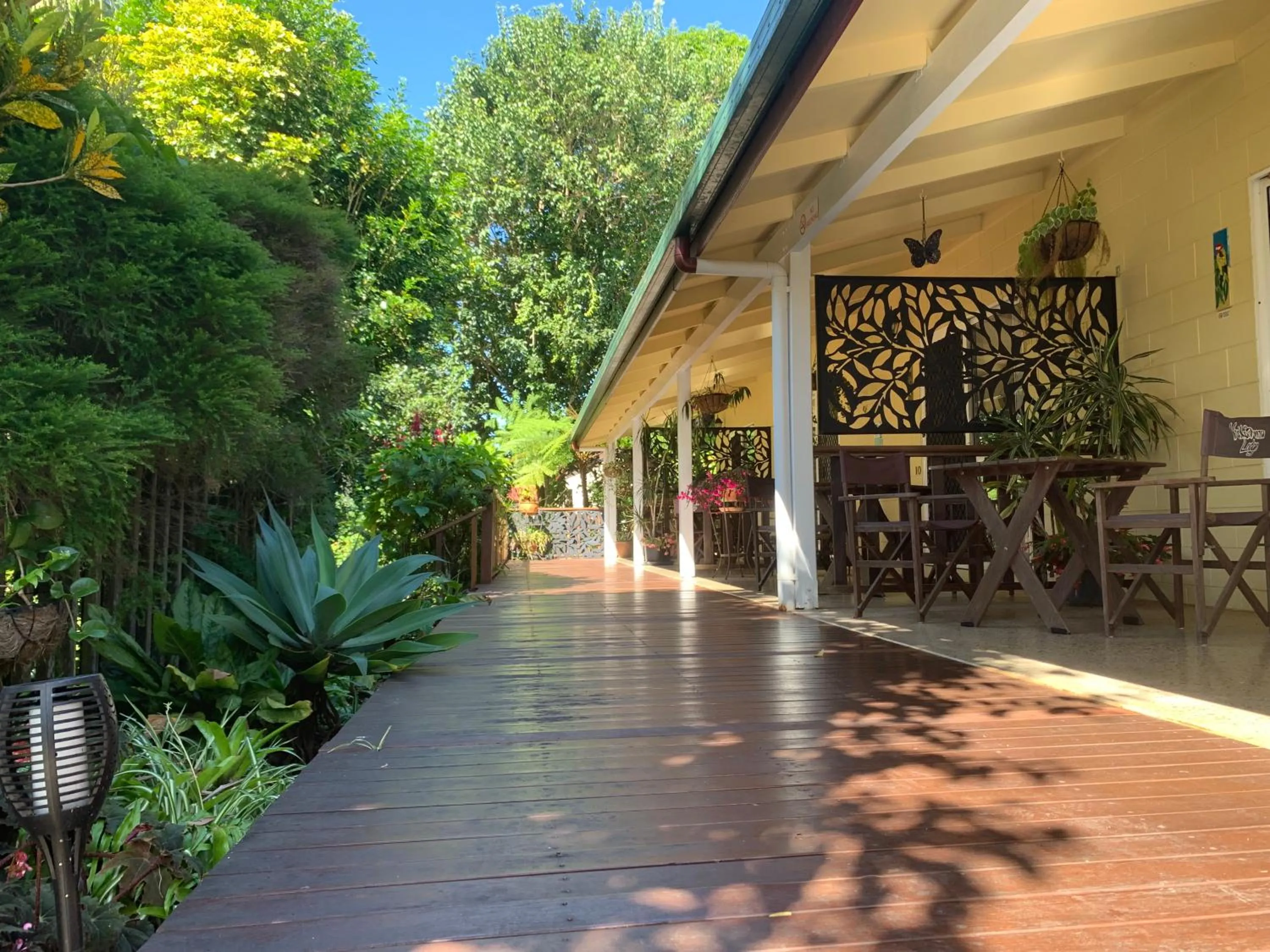Patio in Kookaburra Motel Yungaburra