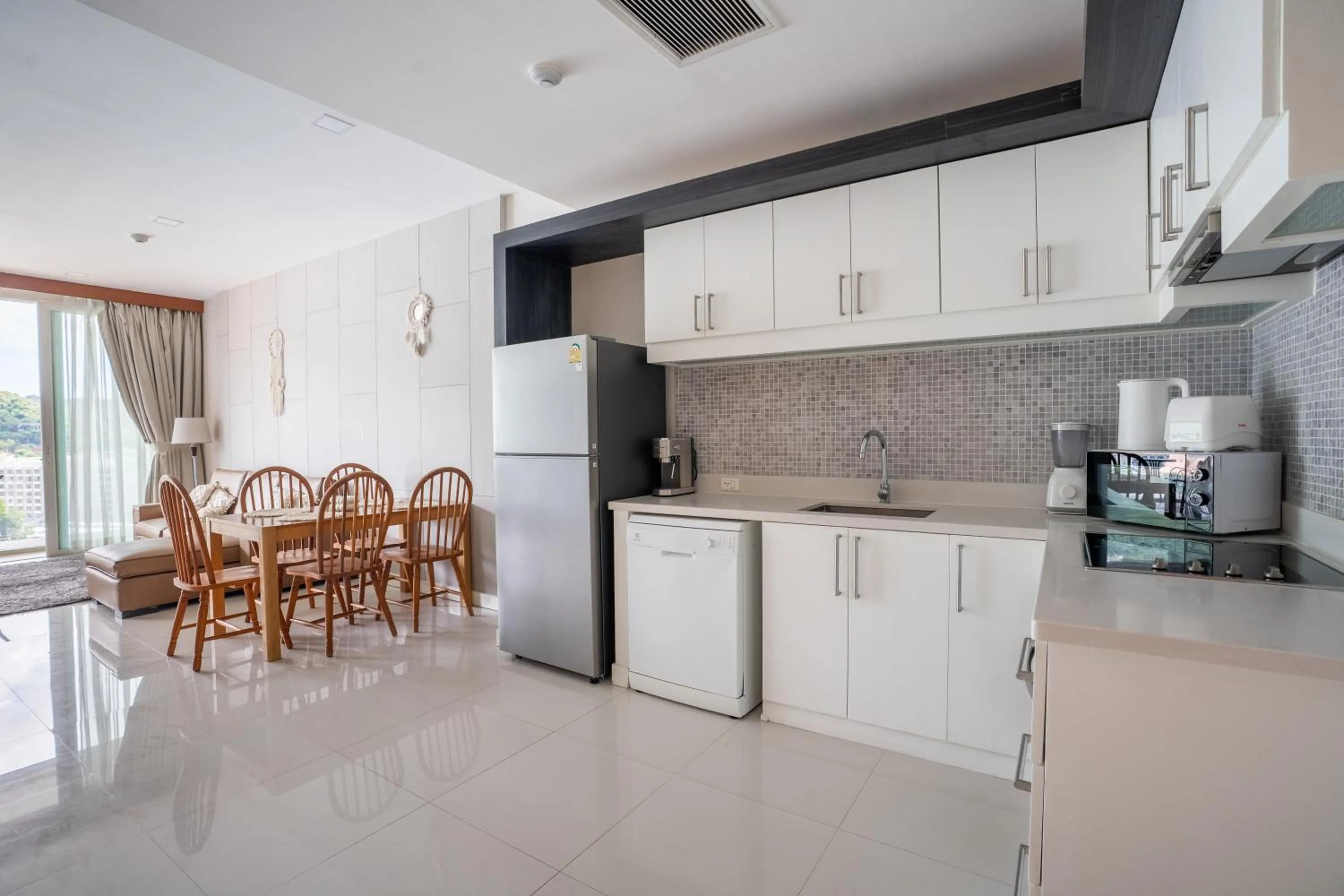 Kitchen or kitchenette in Q Kata Residence