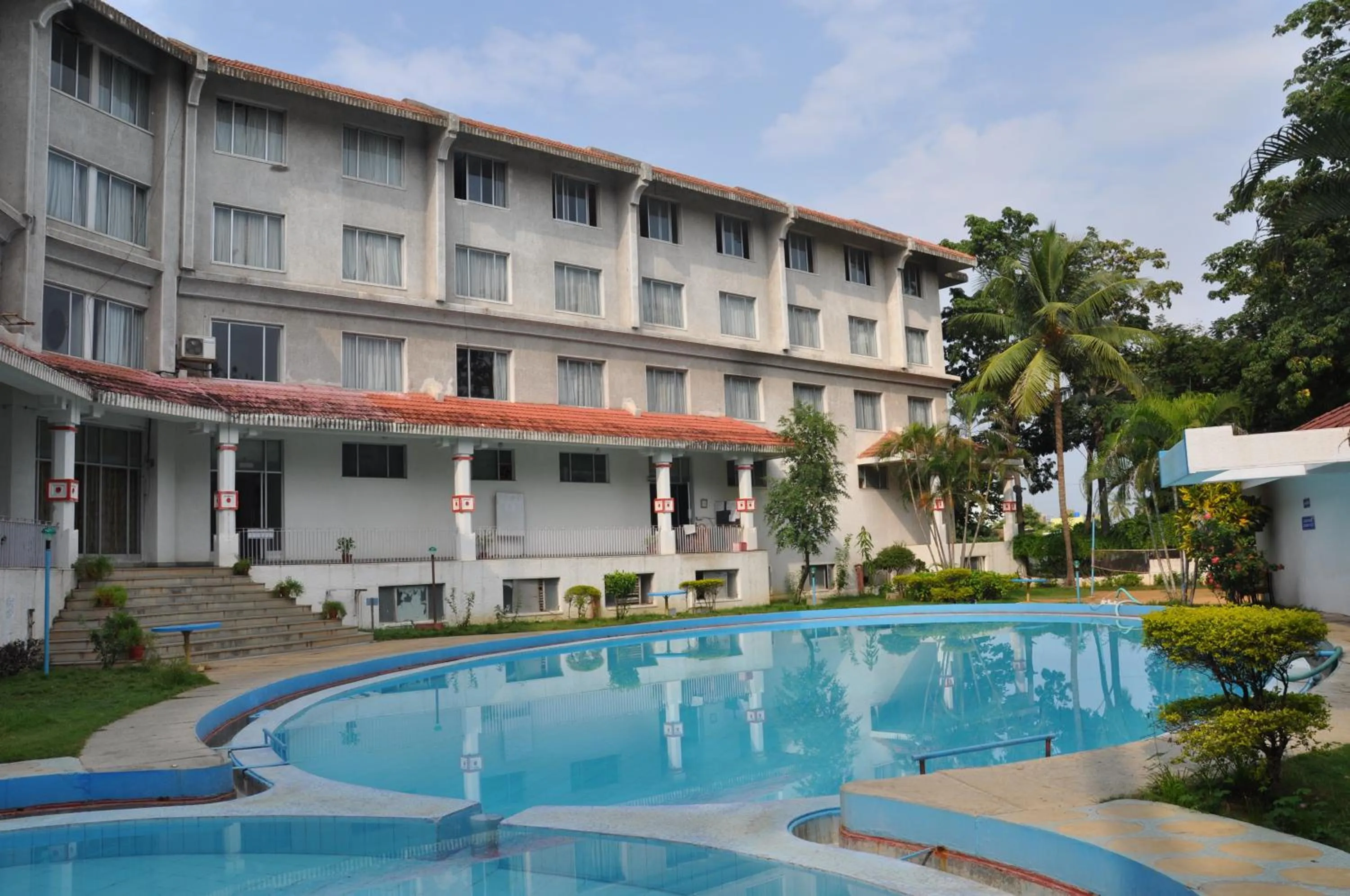 Swimming pool in Ramee Guestline Tirupati