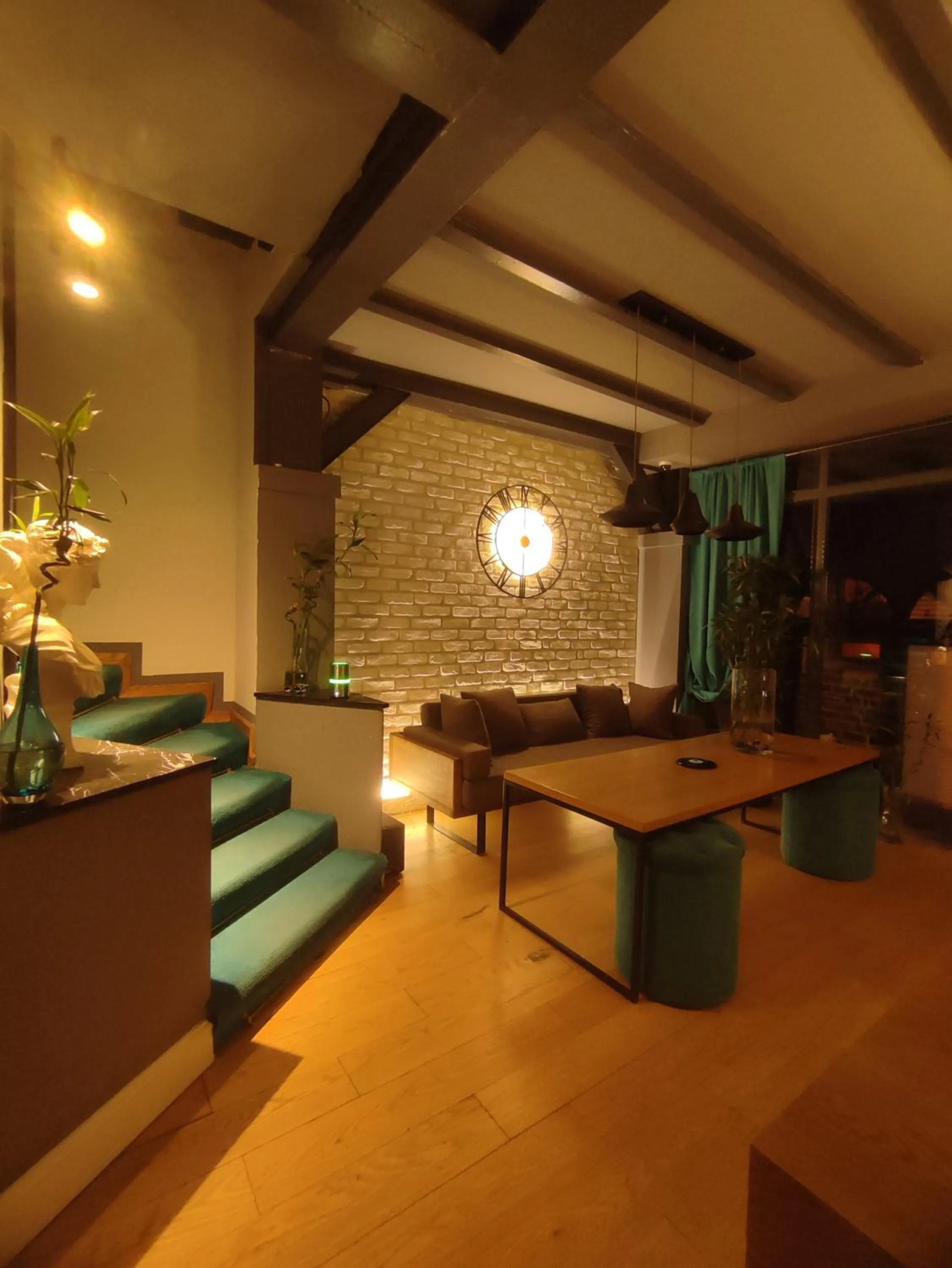 Lobby or reception in Jakaranda Hotel