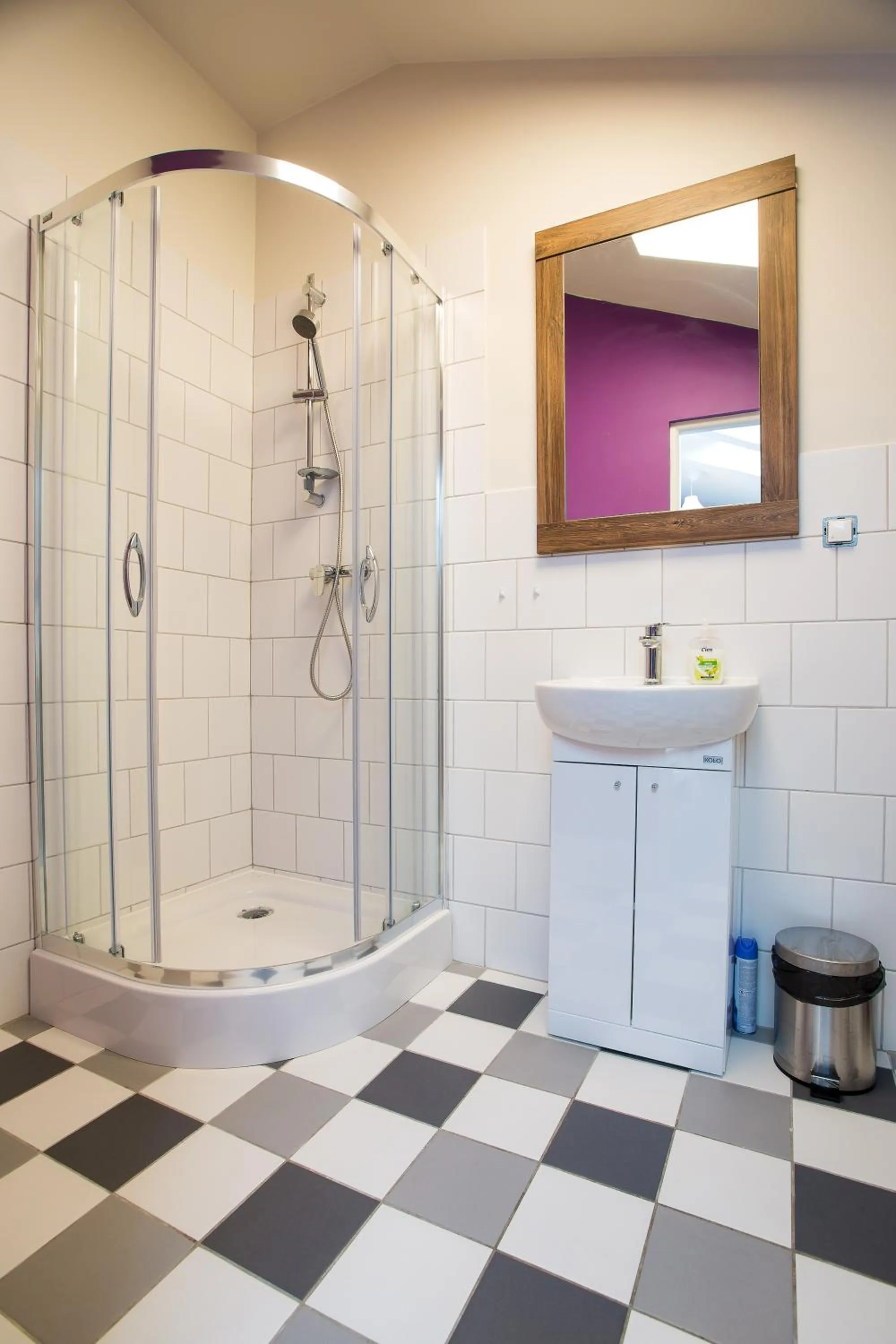Shower in Moon Hostel Poznań