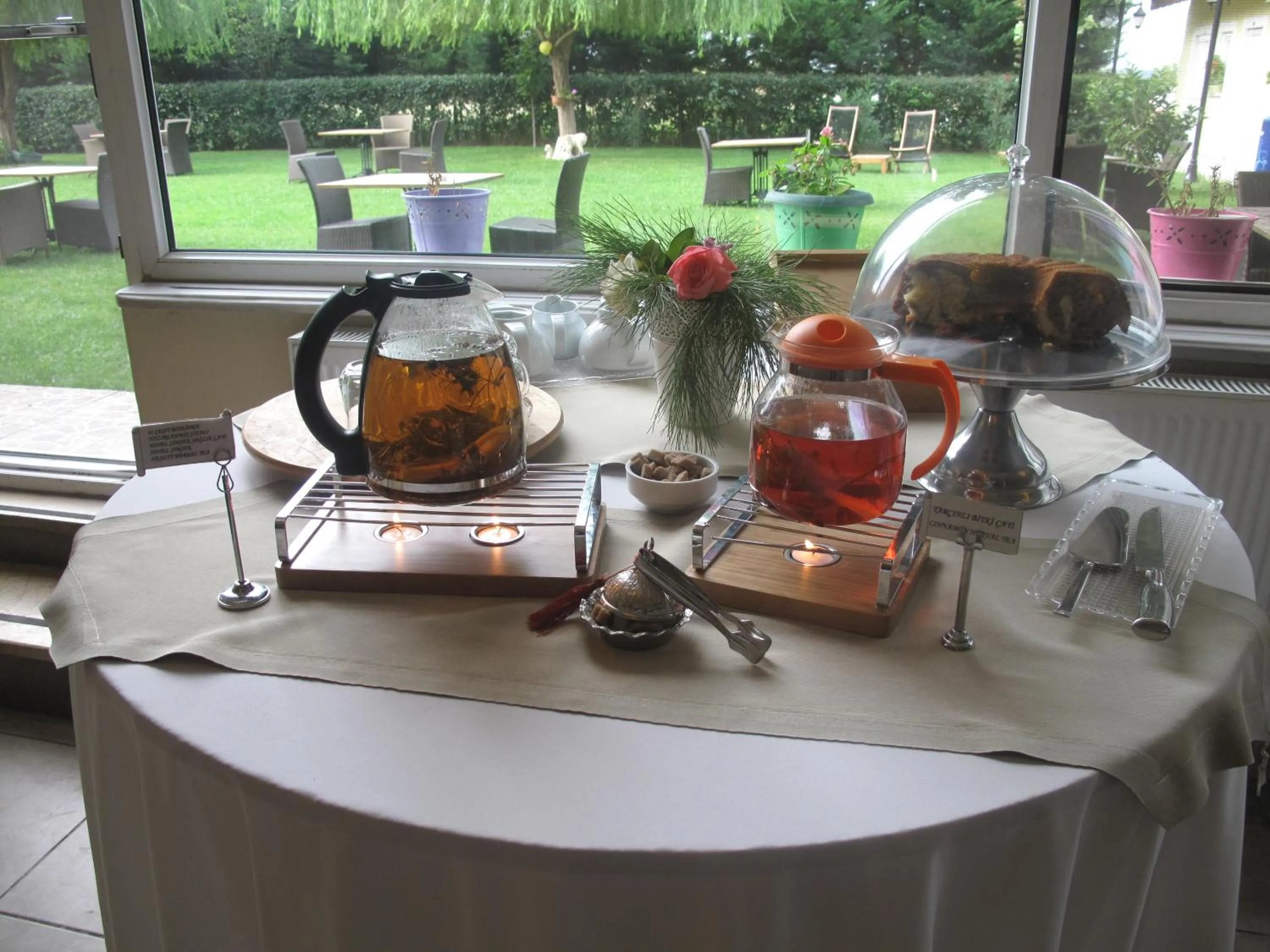 Restaurant/places to eat in Hotel Simsek